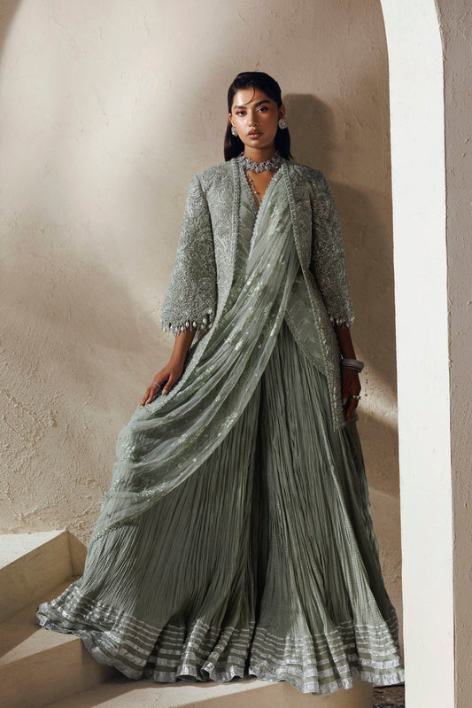 Akbar Aslam La Reina Pakistani luxury formal with net dupatta