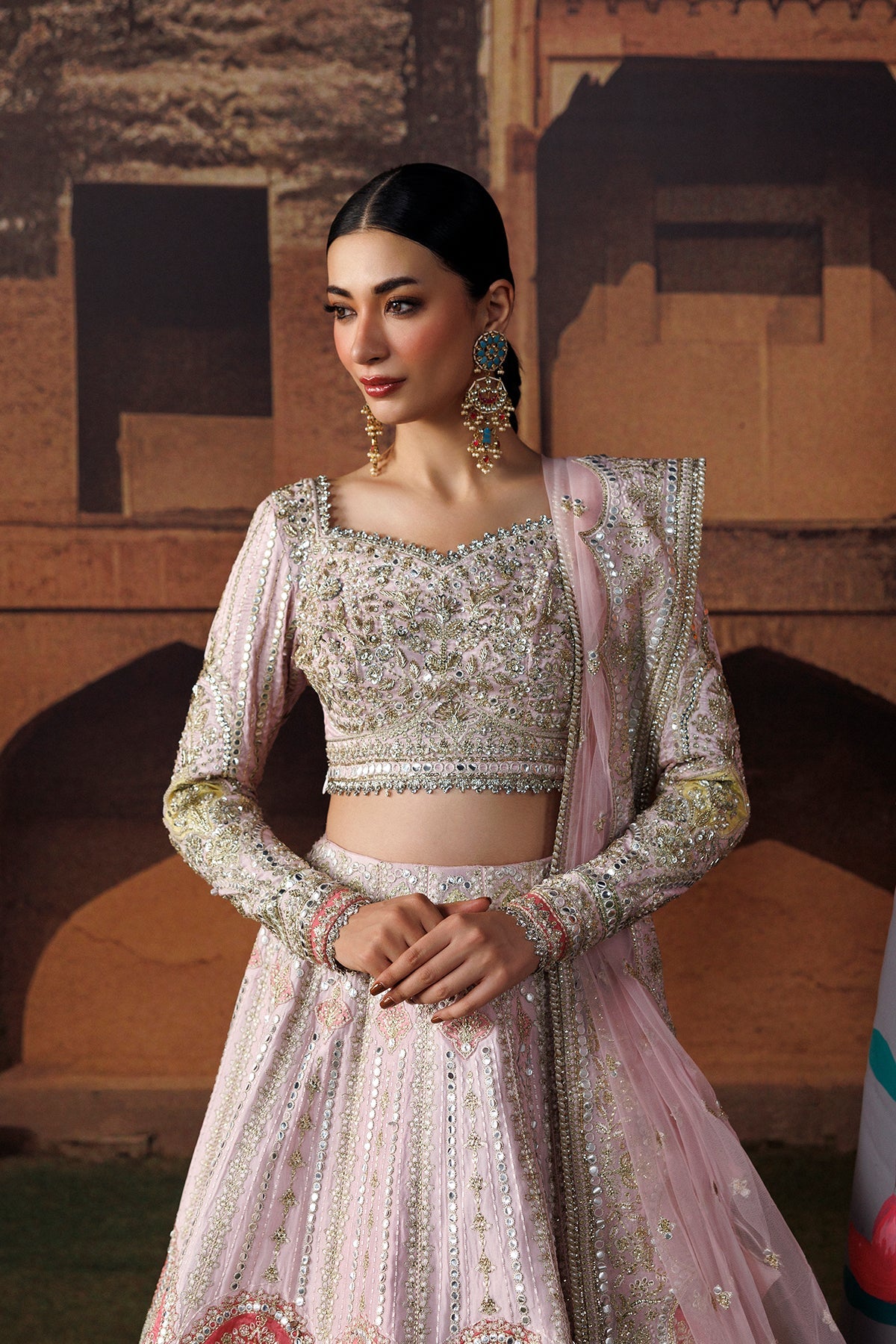 Afrozeh Gul-e-Roshan hem border and sleeve embellishment detail