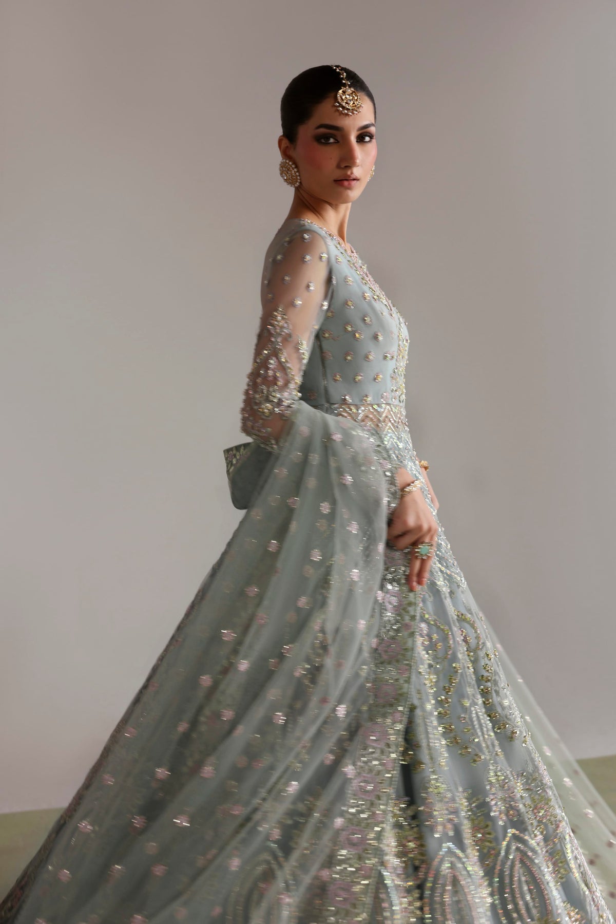 Akbar Aslam Zebunnisa embroidered net dupatta with organza border