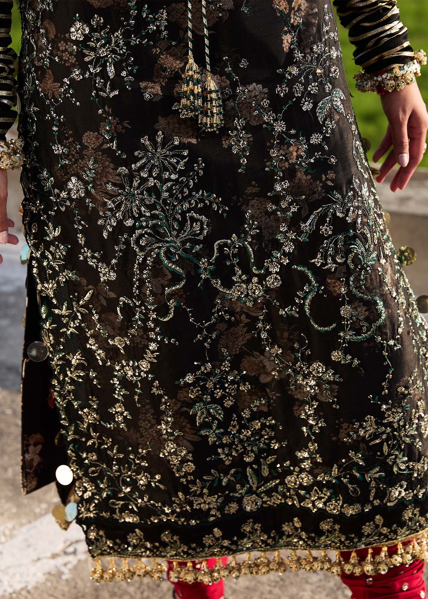 Shop HUSSAIN REHAR DARLINGS FESTIVE '25 FORMALS SHAMA at Raz Ruya! Huge discounts on luxury Pakistani designer wear. Fast delivery to UK, USA & Canada. End-of-Year & New Year Sale!