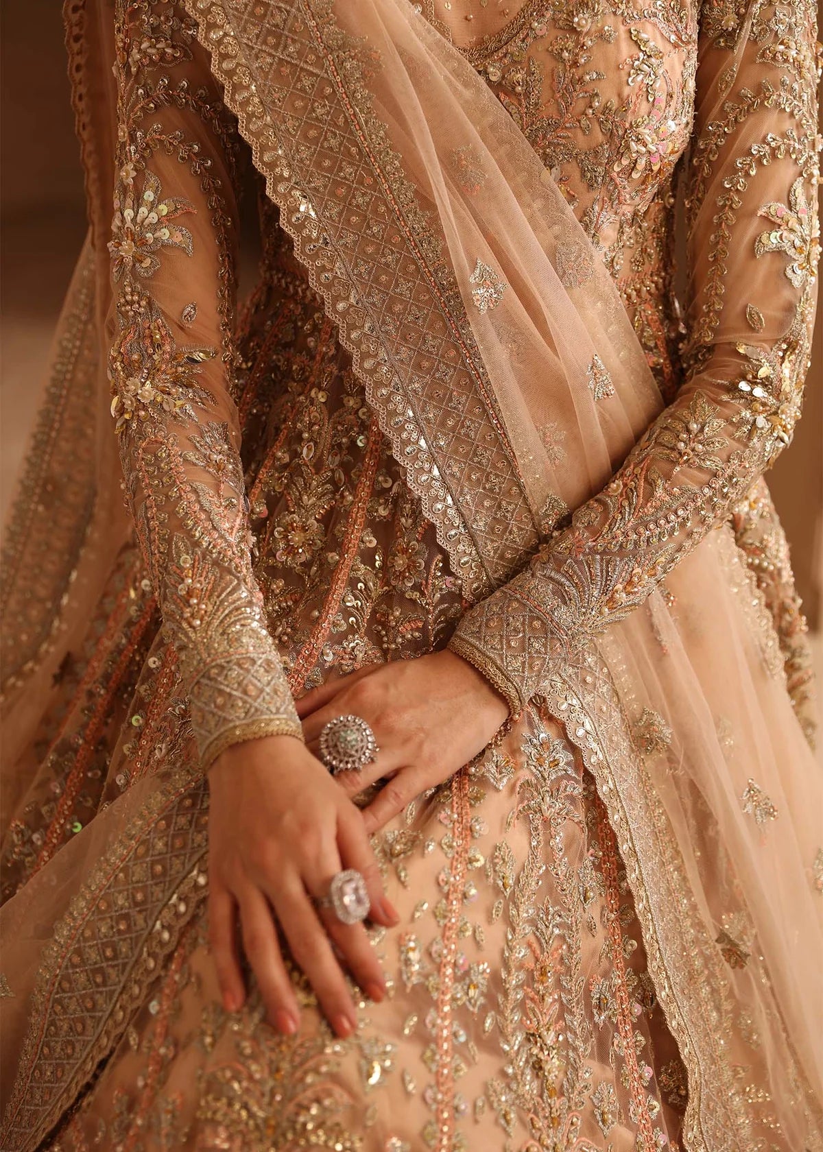 AKBAR ASLAM | DEEWANI '24 LUXURY FORMALS | AVELINE
