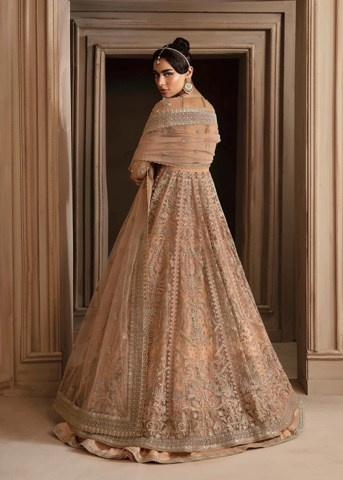 AKBAR ASLAM | DEEWANI '24 LUXURY FORMALS | AVELINE