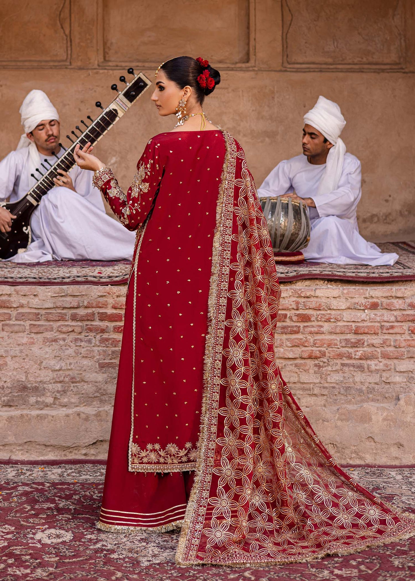 Arusa by Akbar – Razruya
