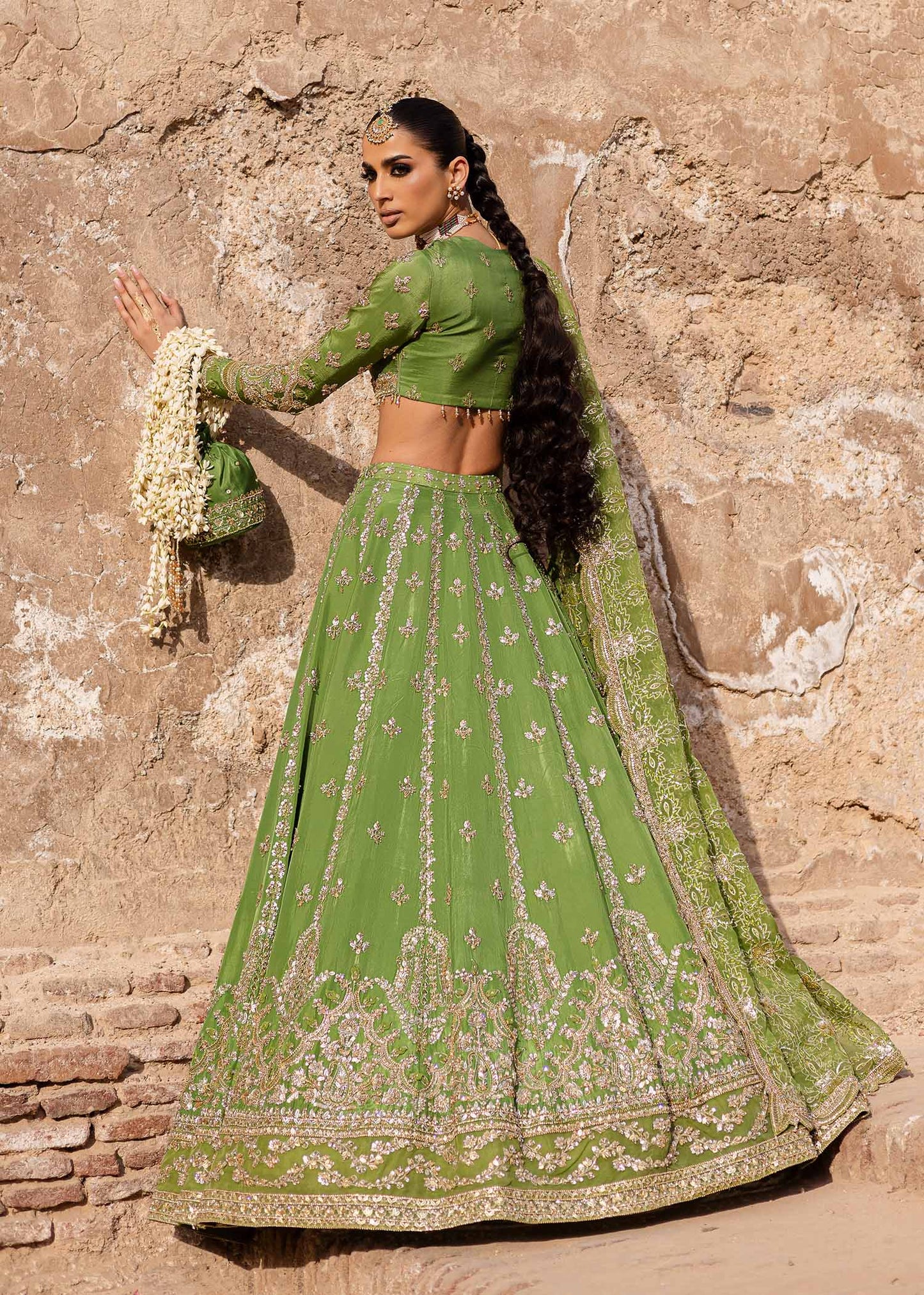 Nashmira by Akbar – Razruya