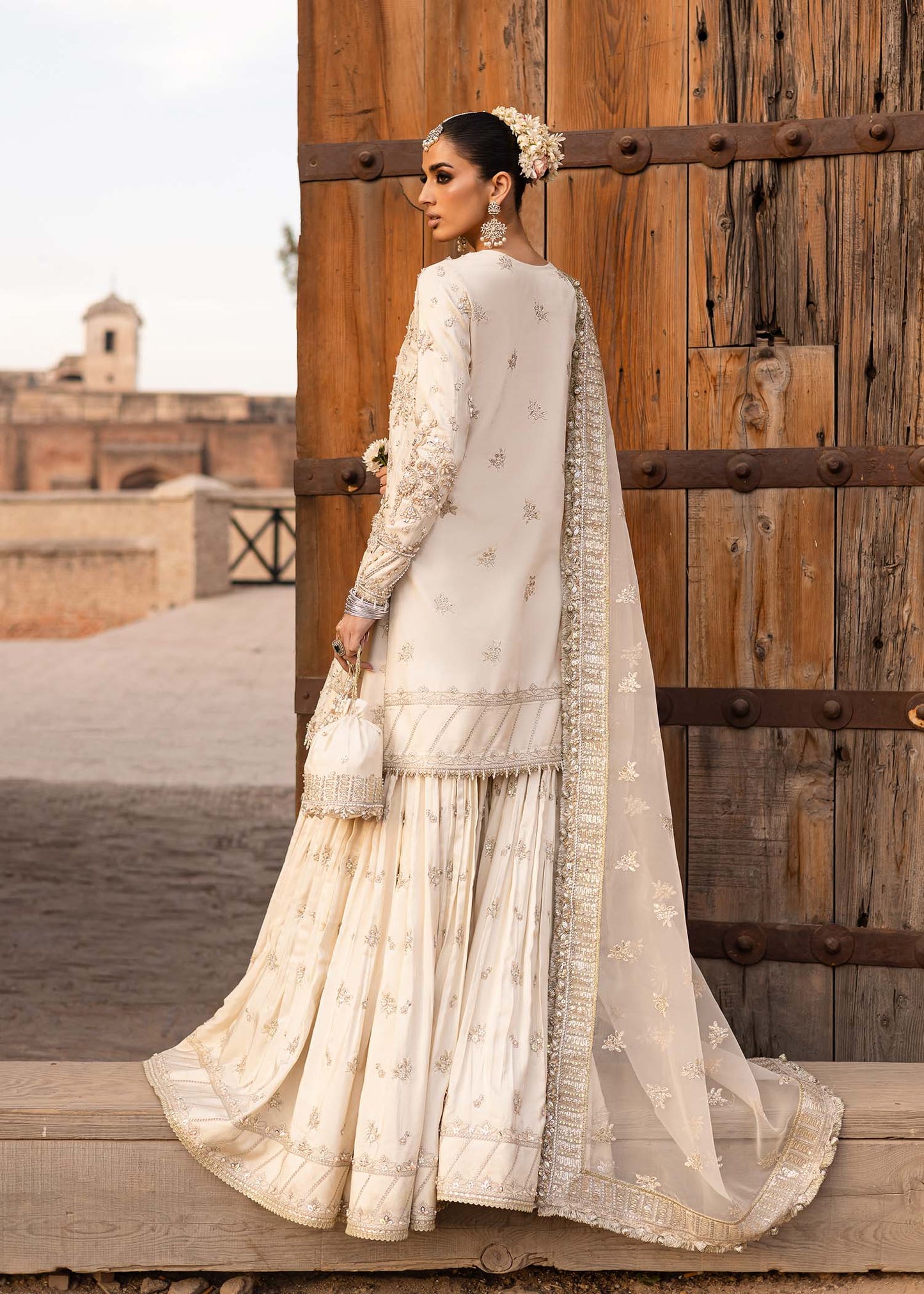Roshaneh by Akbar – Razruya