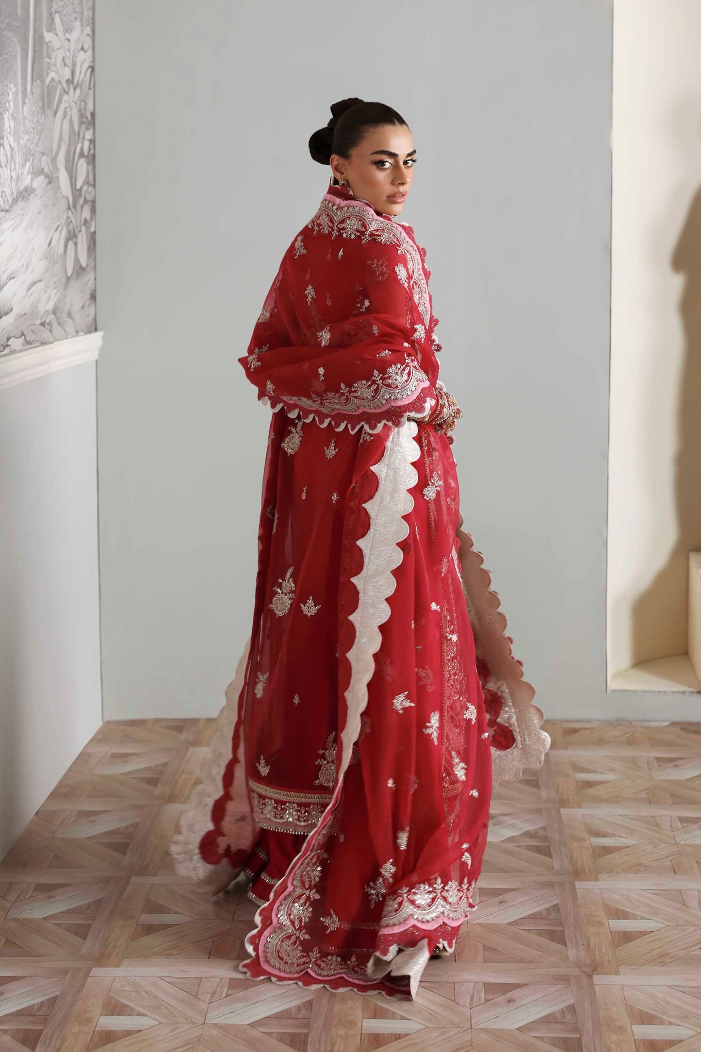 Yeloria by Akbar – Razruya