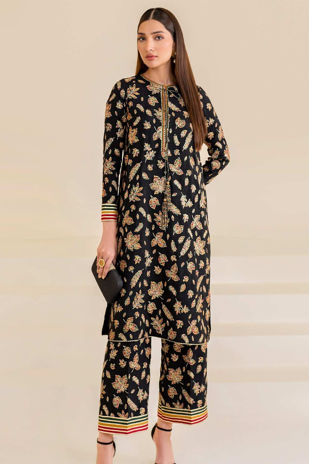 EMBROIDERED RAW SILK UR-7023