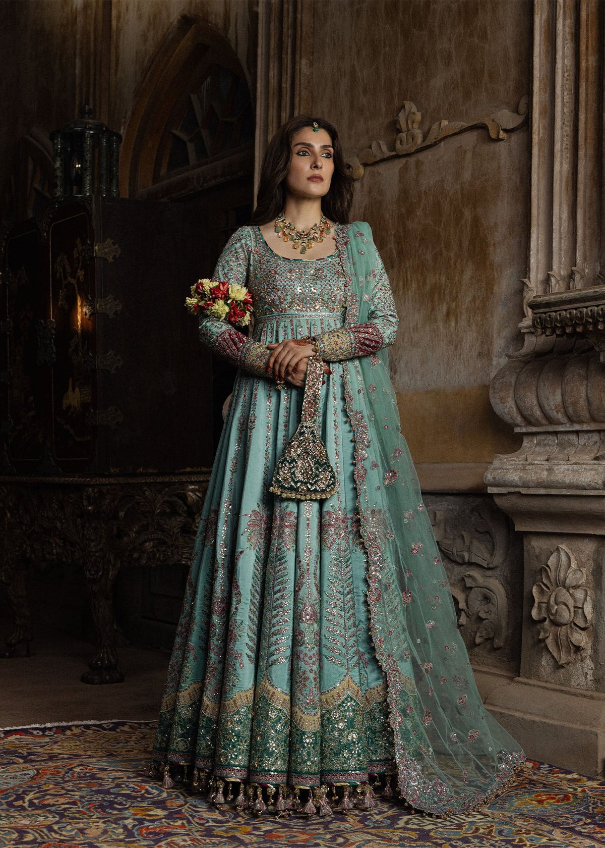Hussain Rehar Zeenat floral embroidered bodice close-up