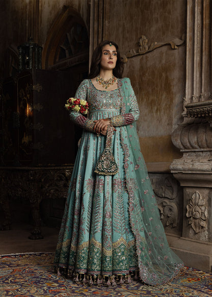Hussain Rehar Zeenat floral embroidered bodice close-up