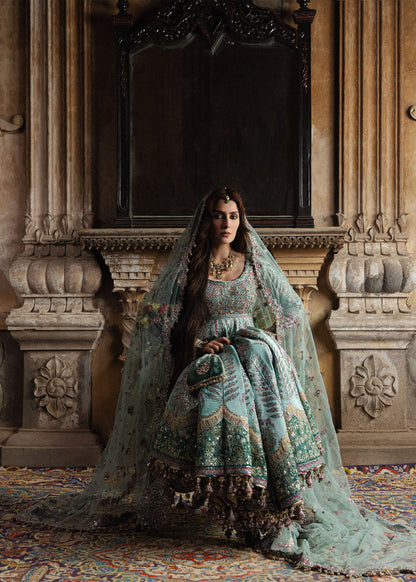 Hussain Rehar Zeenat embellishment close-up
