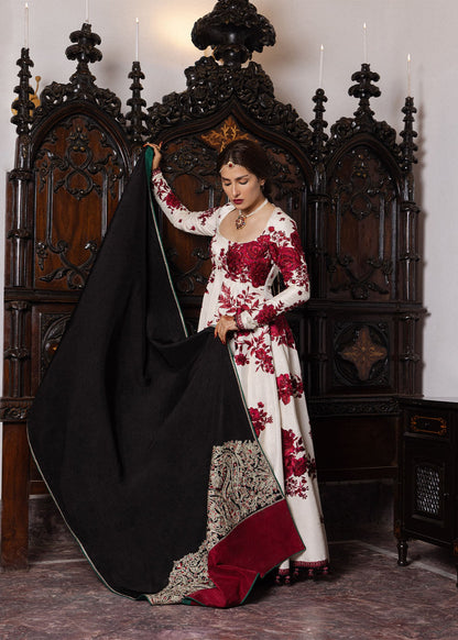 Hussain Rehar Gulnar embellished ivory bodice close-up