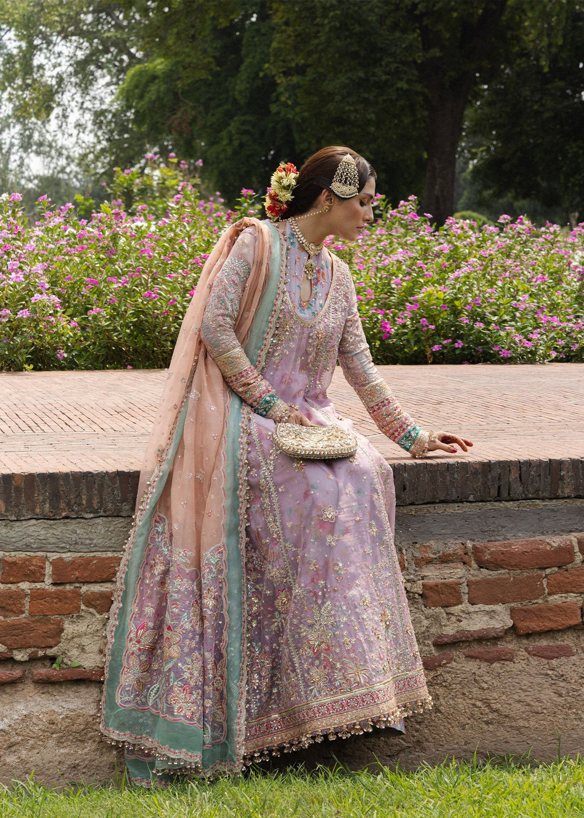 Hussain Rehar Gulrang blush dupatta with aqua accents