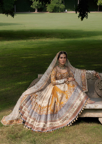 Hussain Rehar Mehru mustard and ivory colour-block pashwas