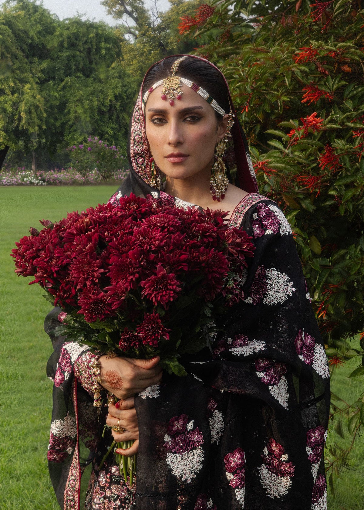 Hussain Rehar Shahnoor flared silhouette and border detail
