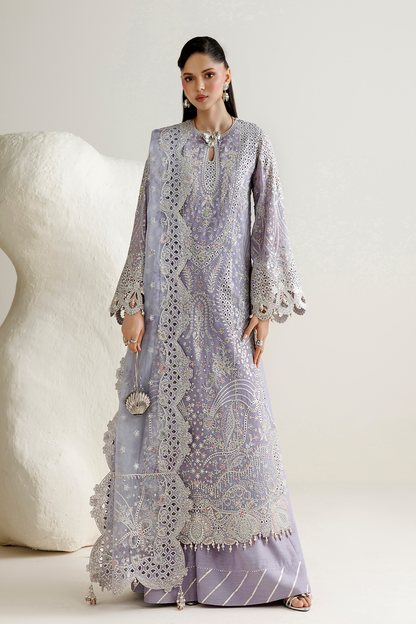 Jazmin UC-3145 embroidered front panels detail