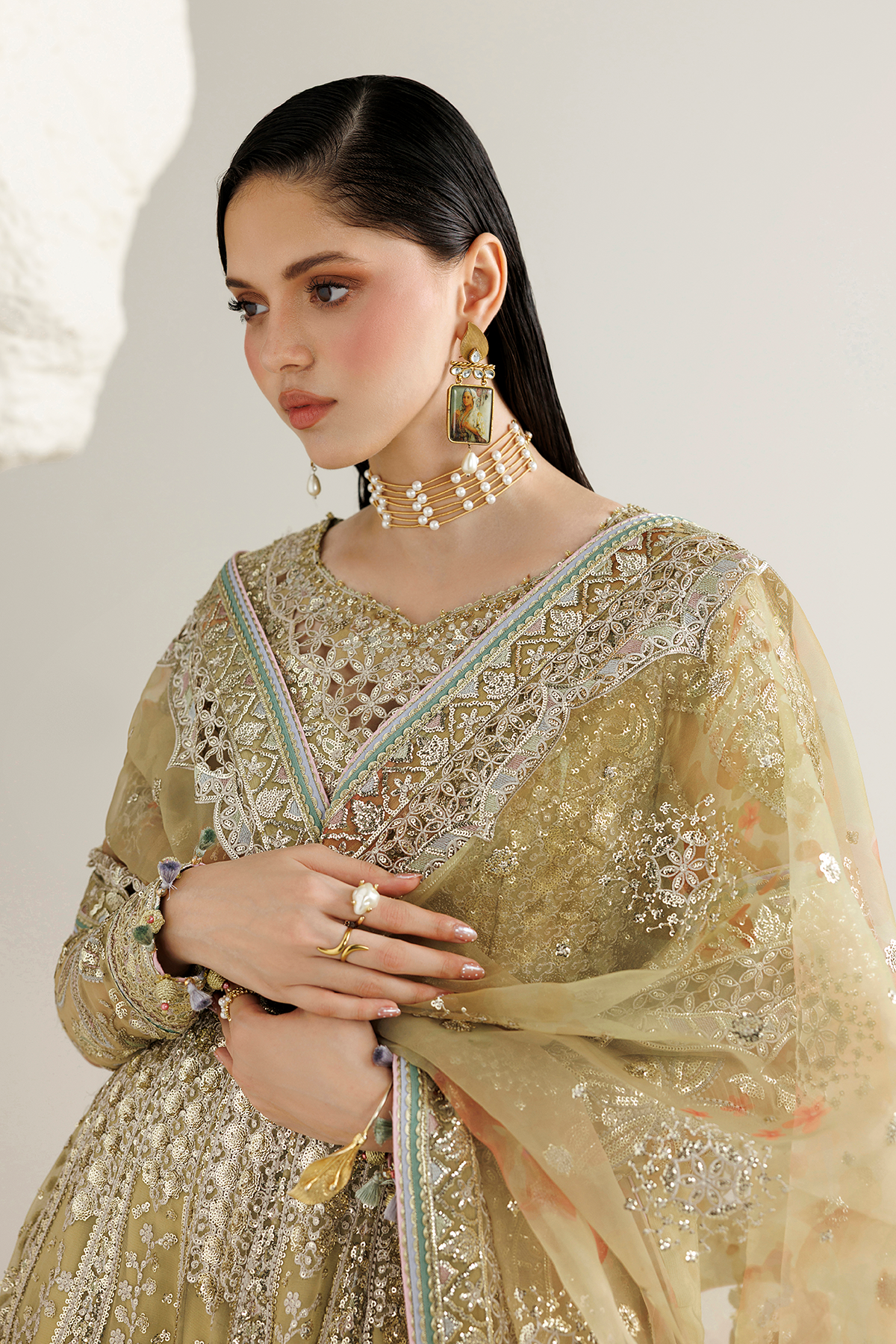 Jazmin UC-3140 embroidered organza dupatta border