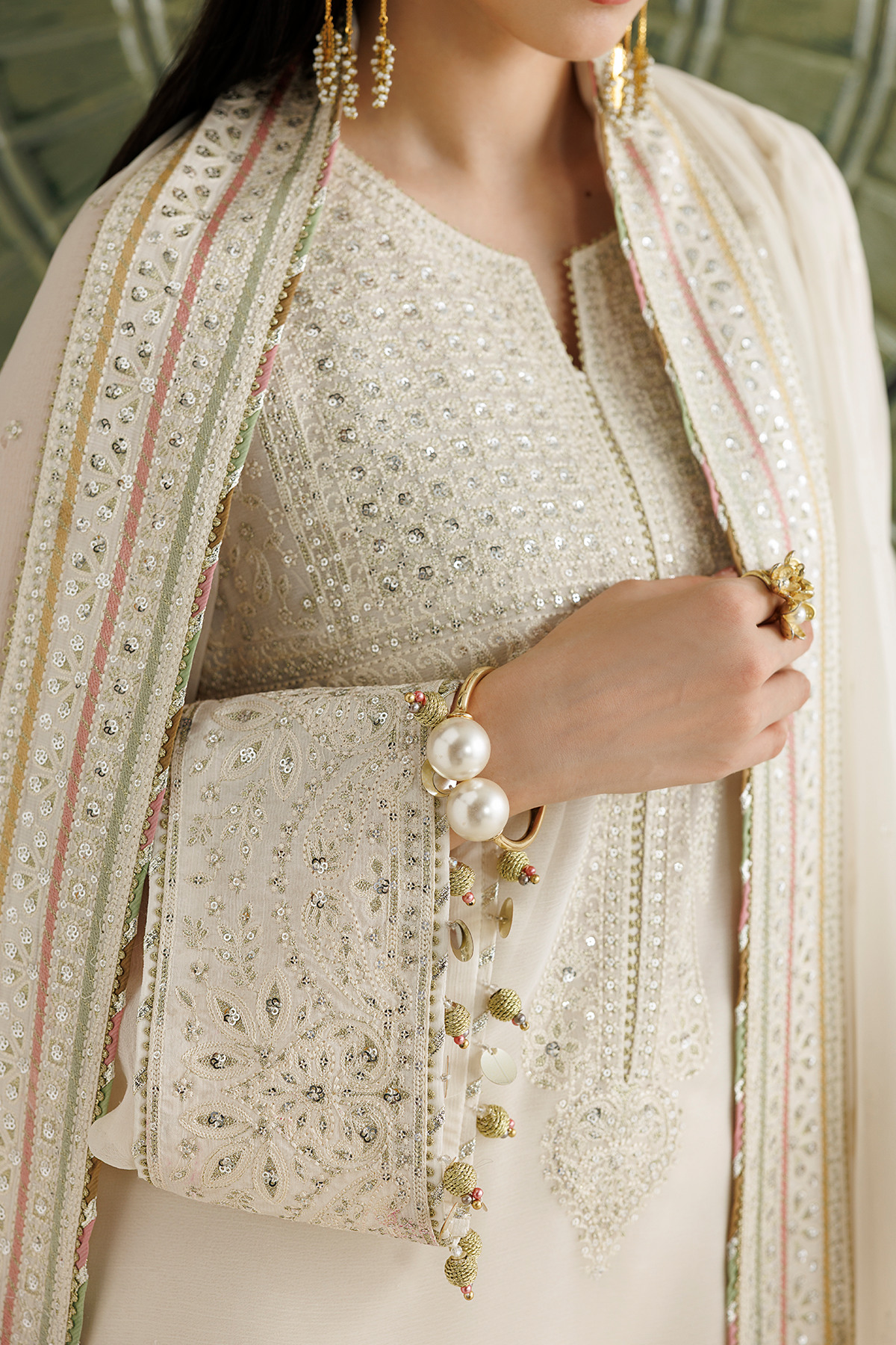 Jazmin UC-3135 Pakistani formal wear for weddings and events