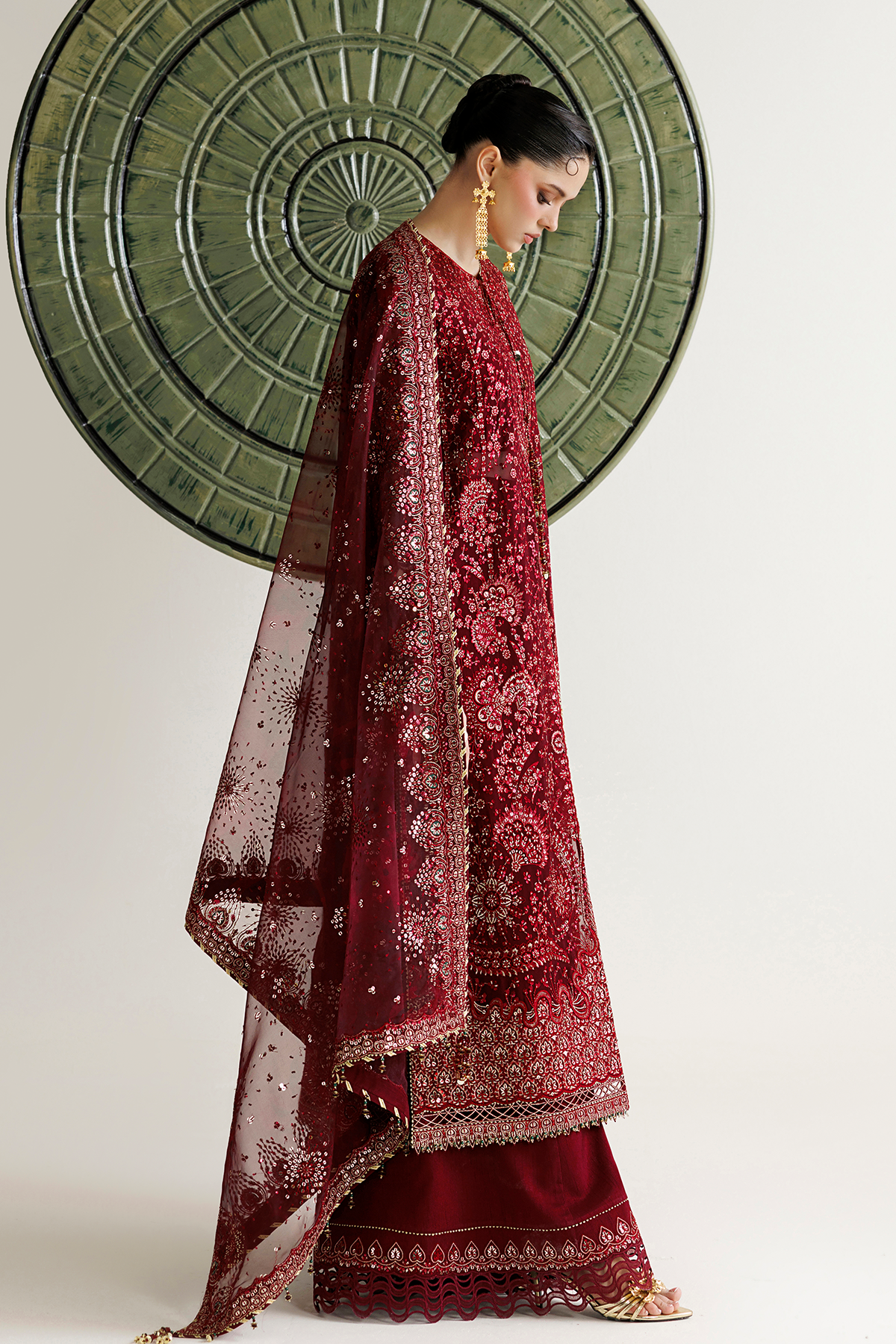 Jazmin UC-3143 embroidered organza dupatta border