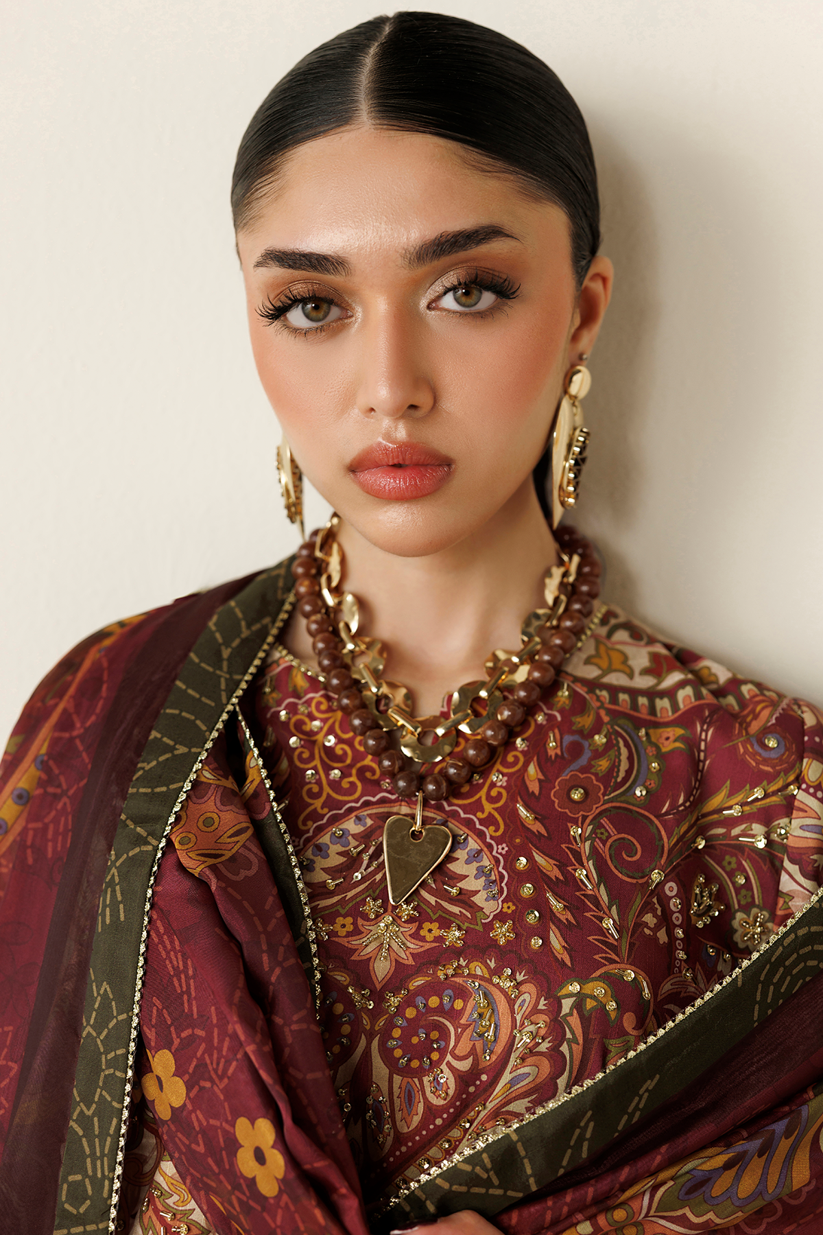 Jazmin Orlina OR26-D08 printed raw silk outfit