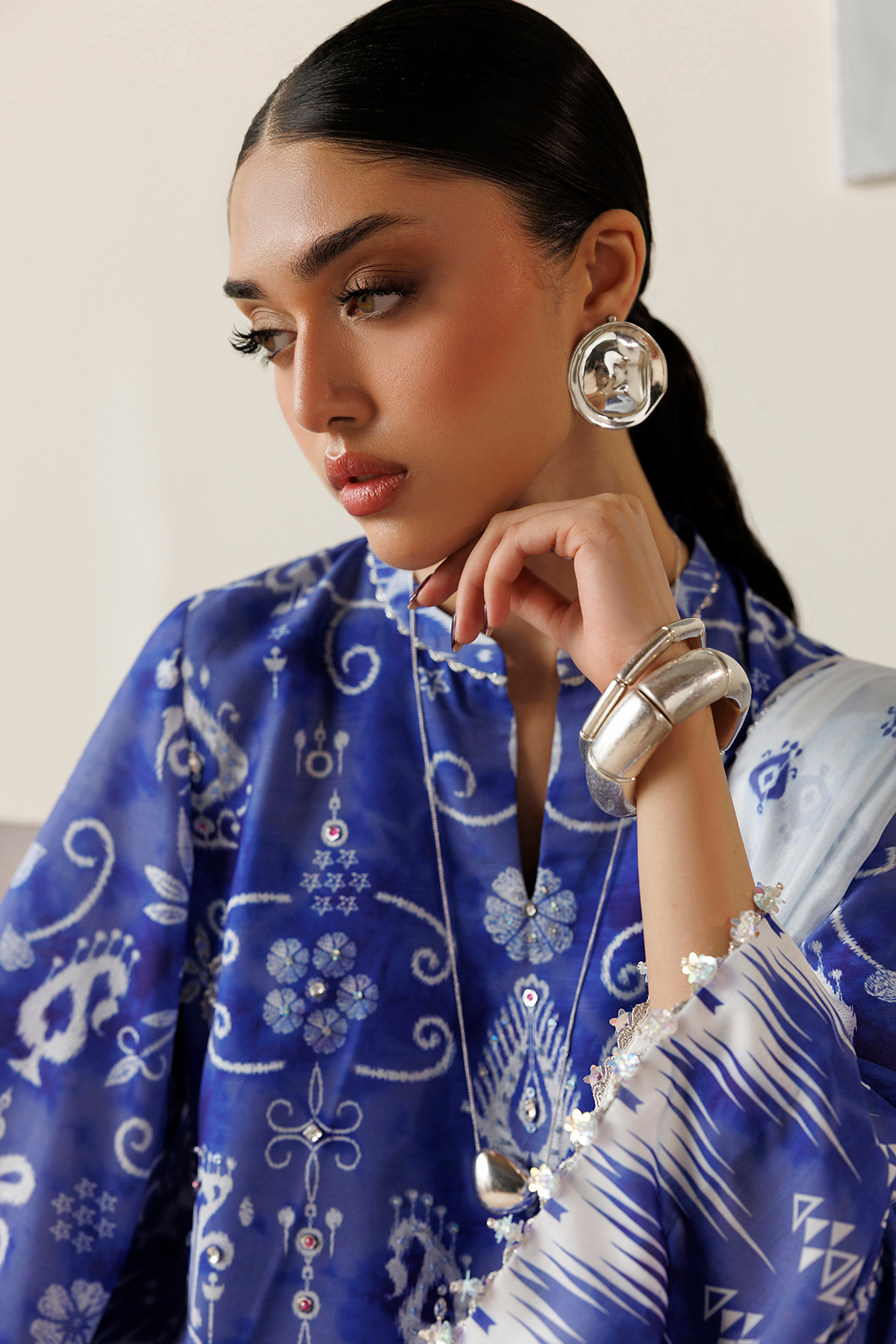 Jazmin OR26-D09 handwork printed raw silk Pakistani formal suit