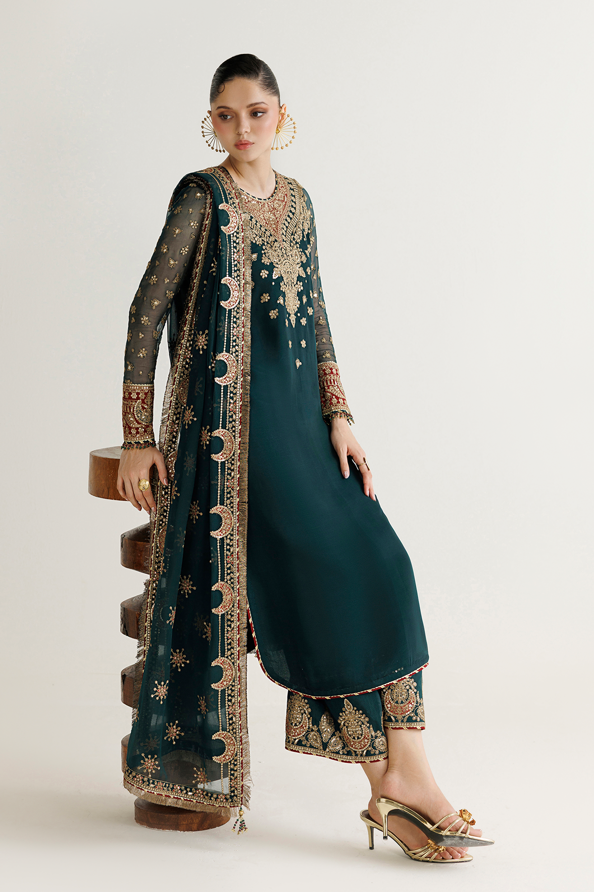 Embroidered chiffon UC-3139 by Jazmin – Pakistani party wear