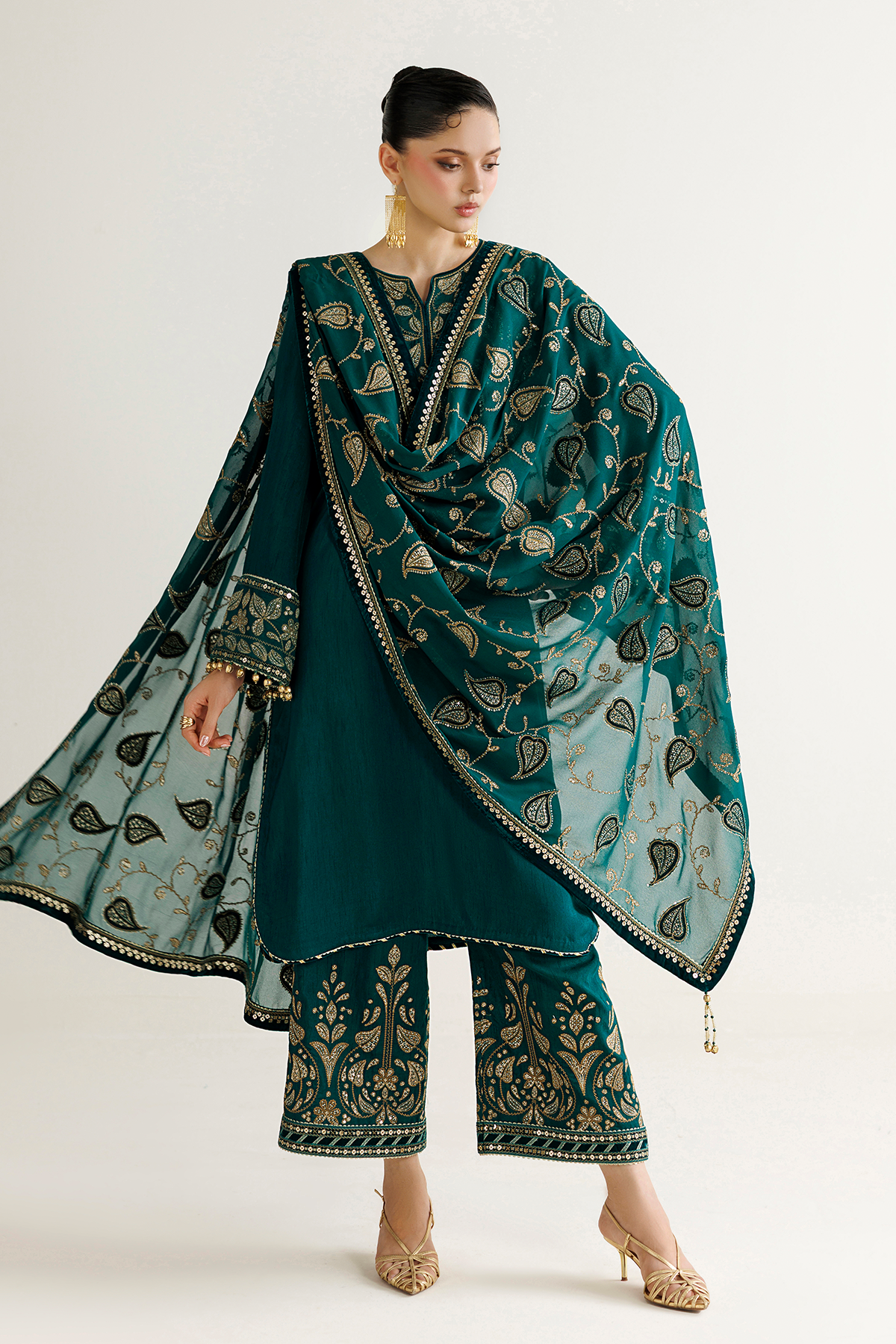 Jazmin UR-7092 embroidered Korean raw silk Pakistani formal suit