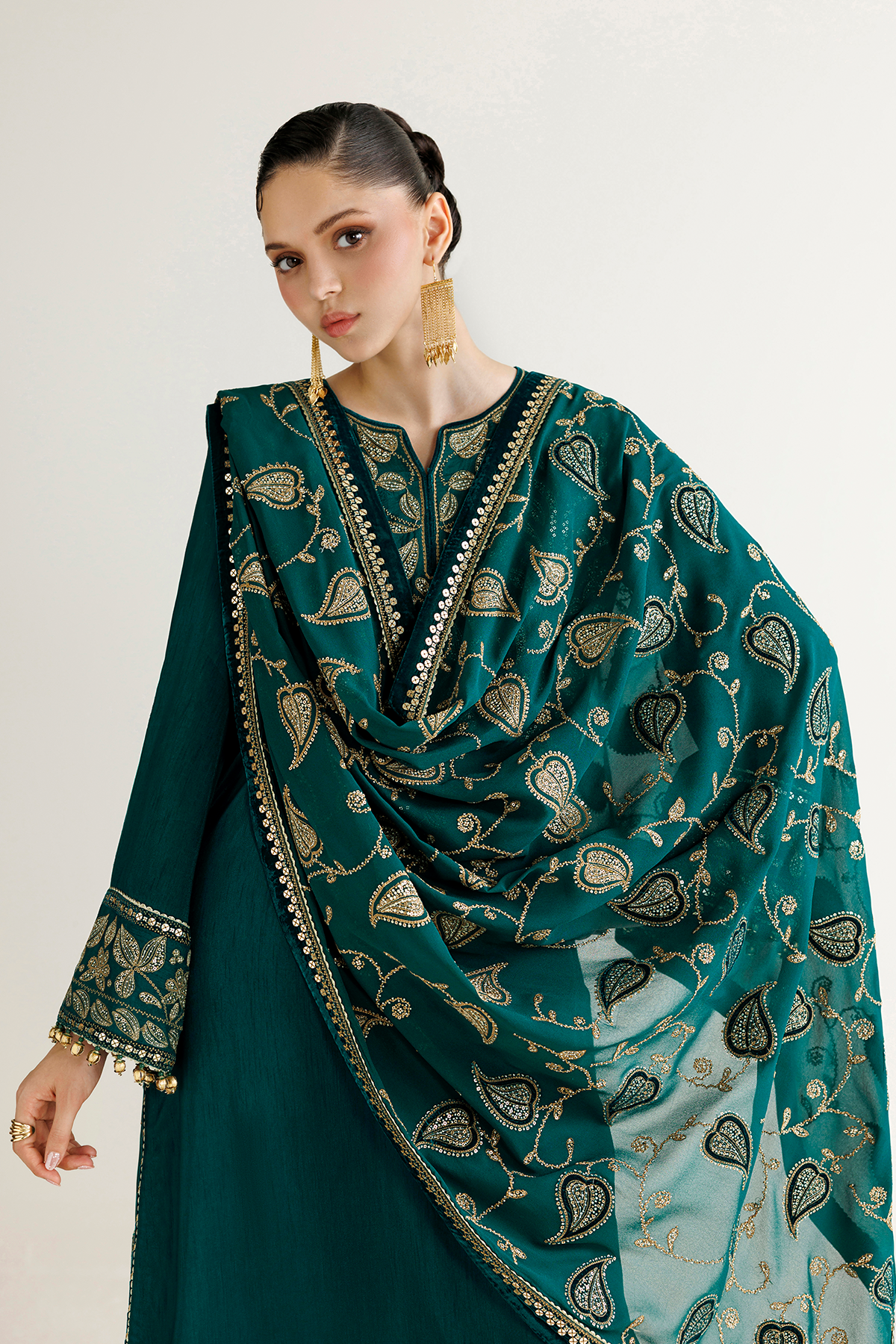 Jazmin UR-7092 three-piece Korean raw silk formal