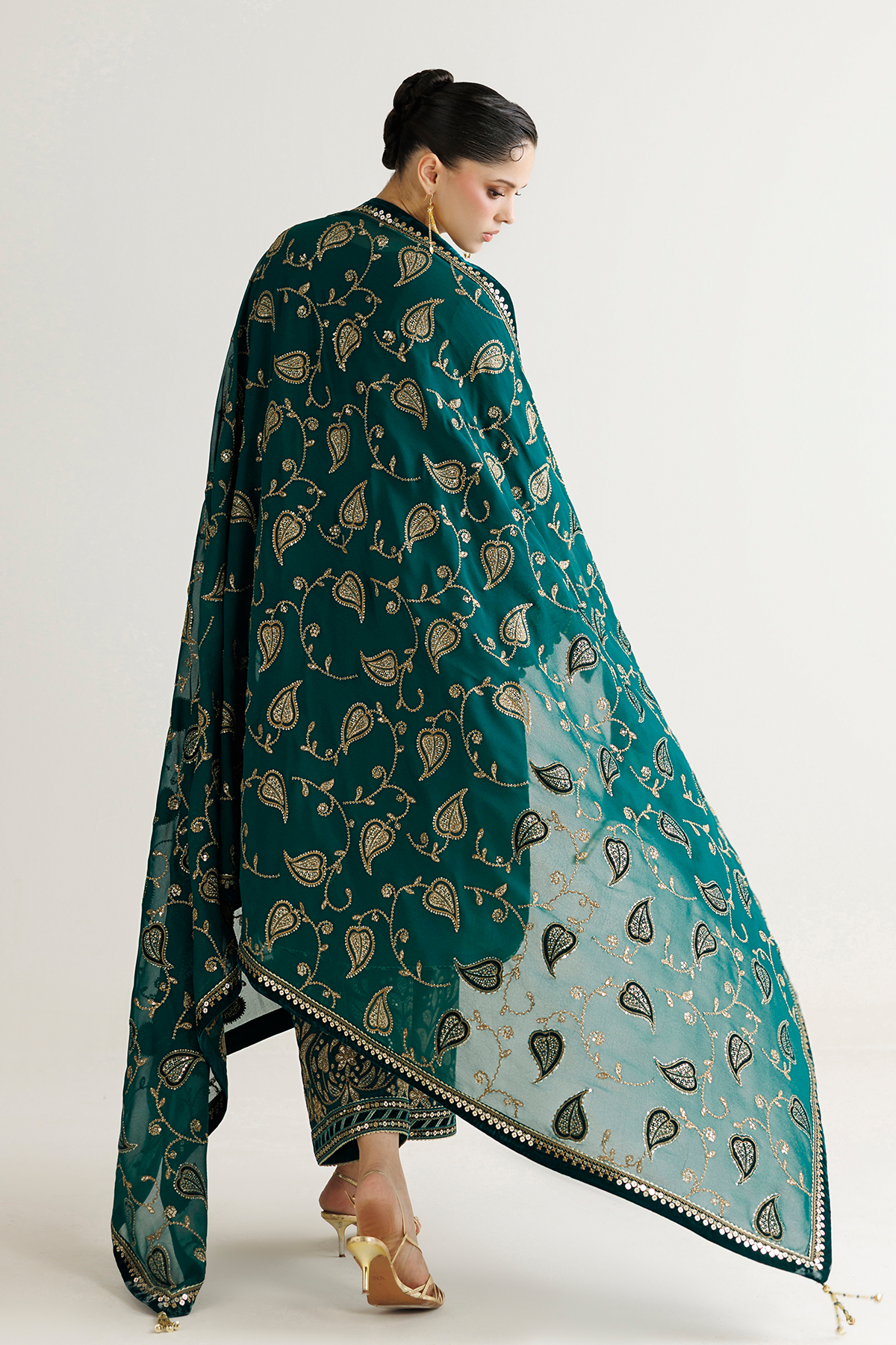 Embroidered raw silk UR-7092 by Jazmin – Pakistani party wear