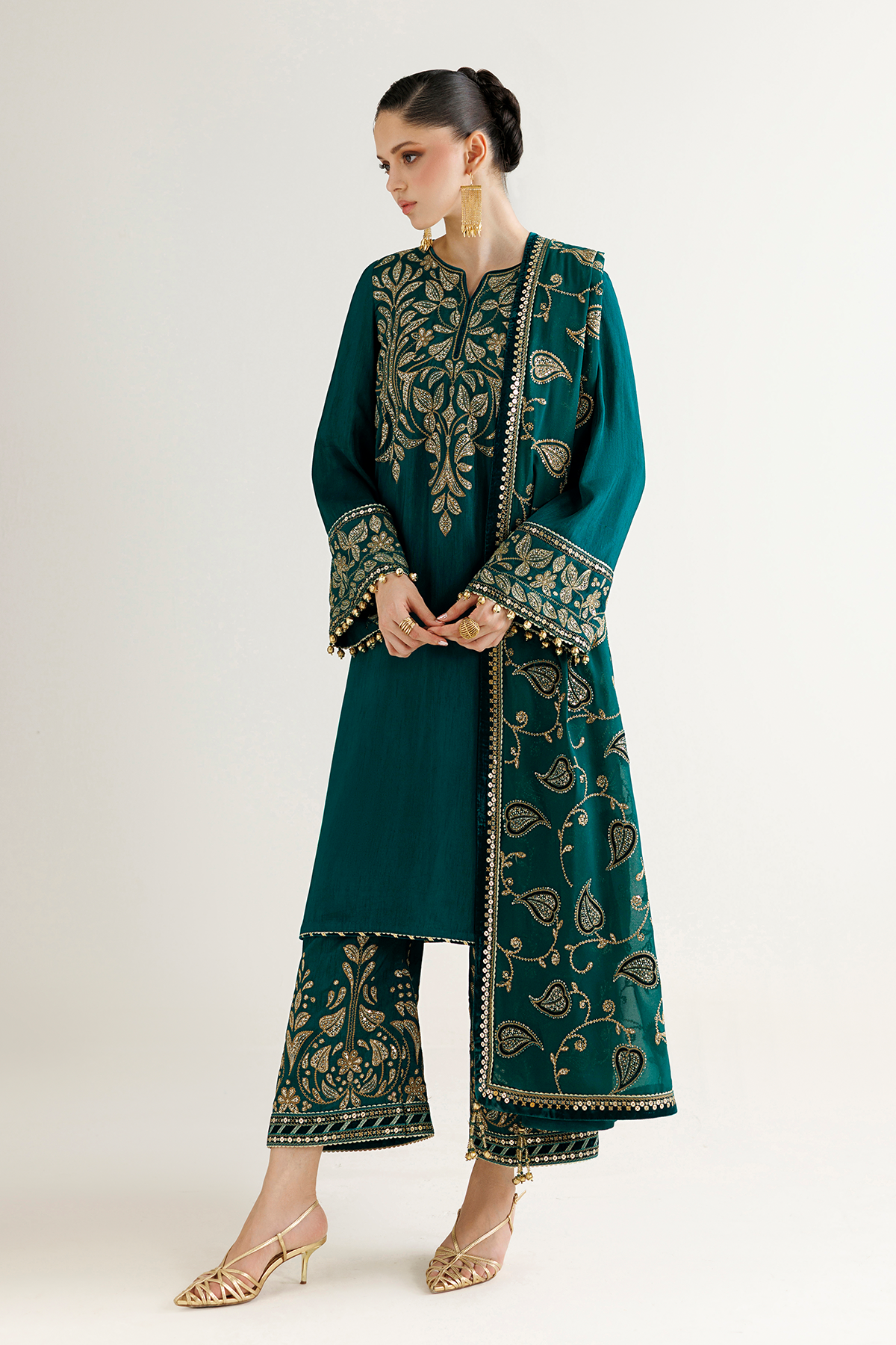 Jazmin UR-7092 embroidered georgette chiffon dupatta