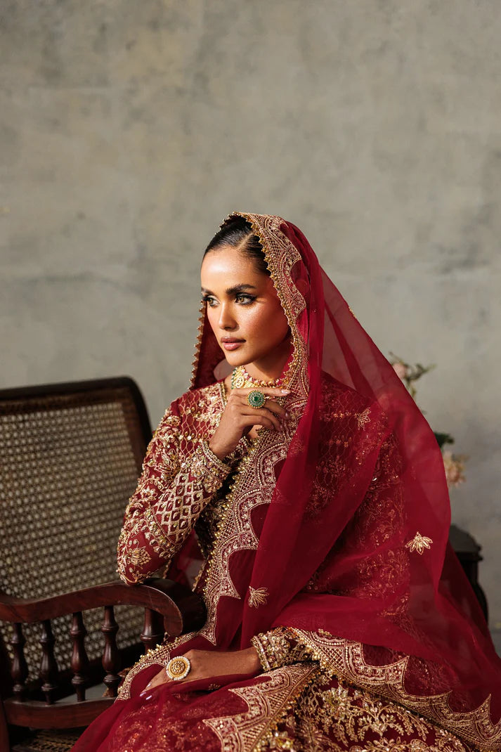 Stunning organza embroidered lehenga dress with hand embellished front, sleeves & panels. Includes dupatta, kalliyan and 8 yards inner fabric.