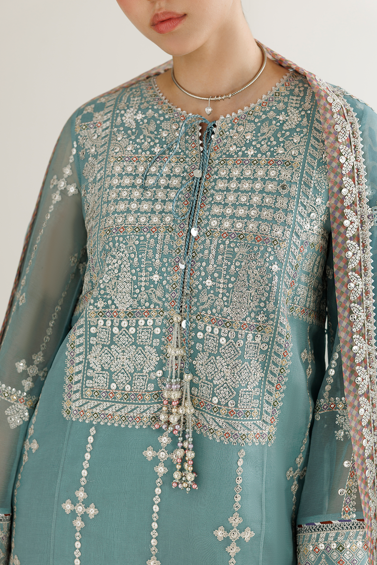 Jazmin UC-3138 embroidered raw silk trouser border