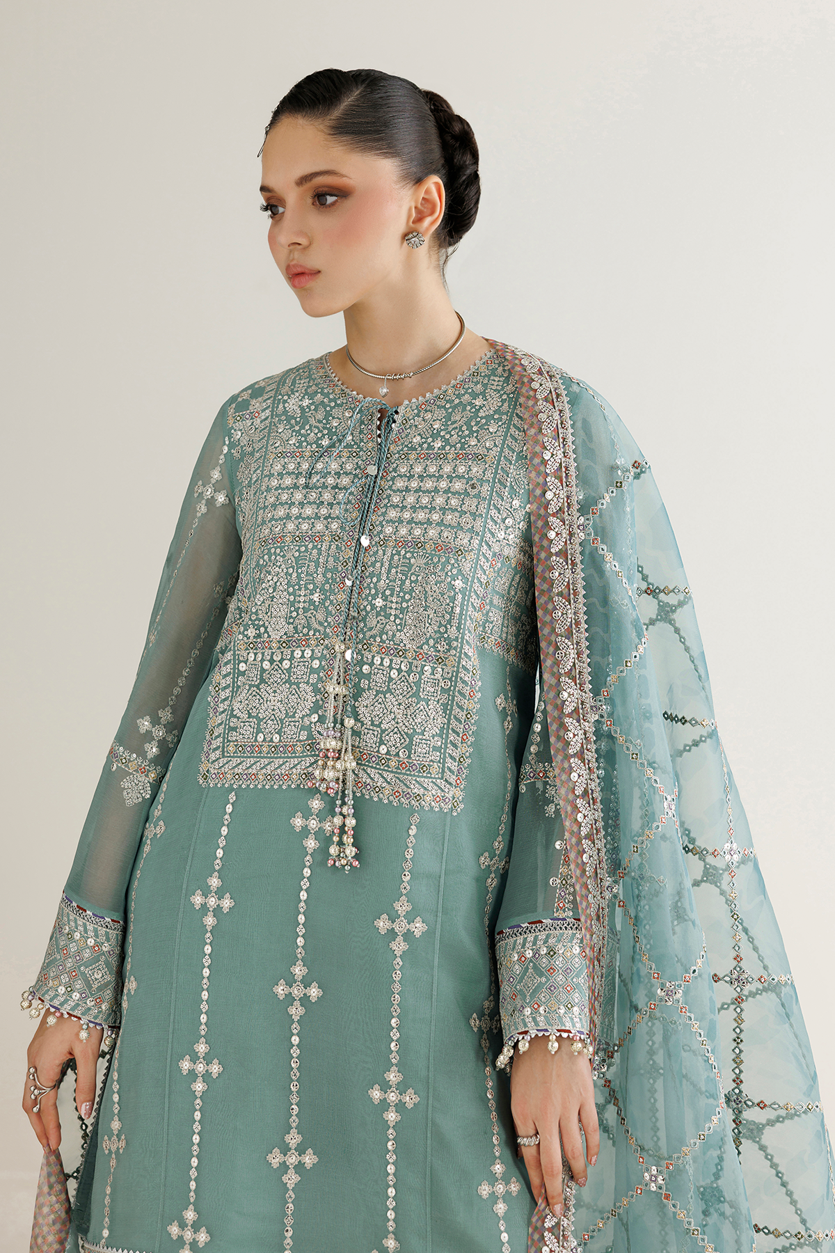Embroidered chiffon UC-3138 by Jazmin – Pakistani party wear