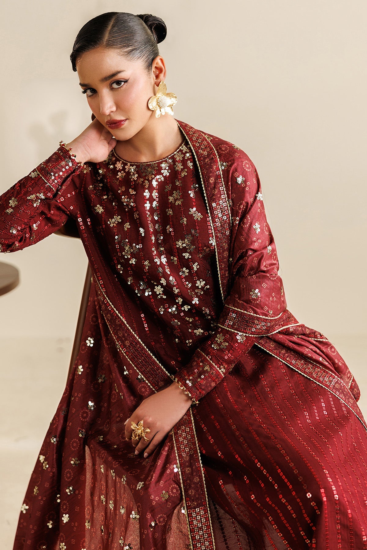 Jazmin UR-7070 Pakistani formal wear for weddings and events