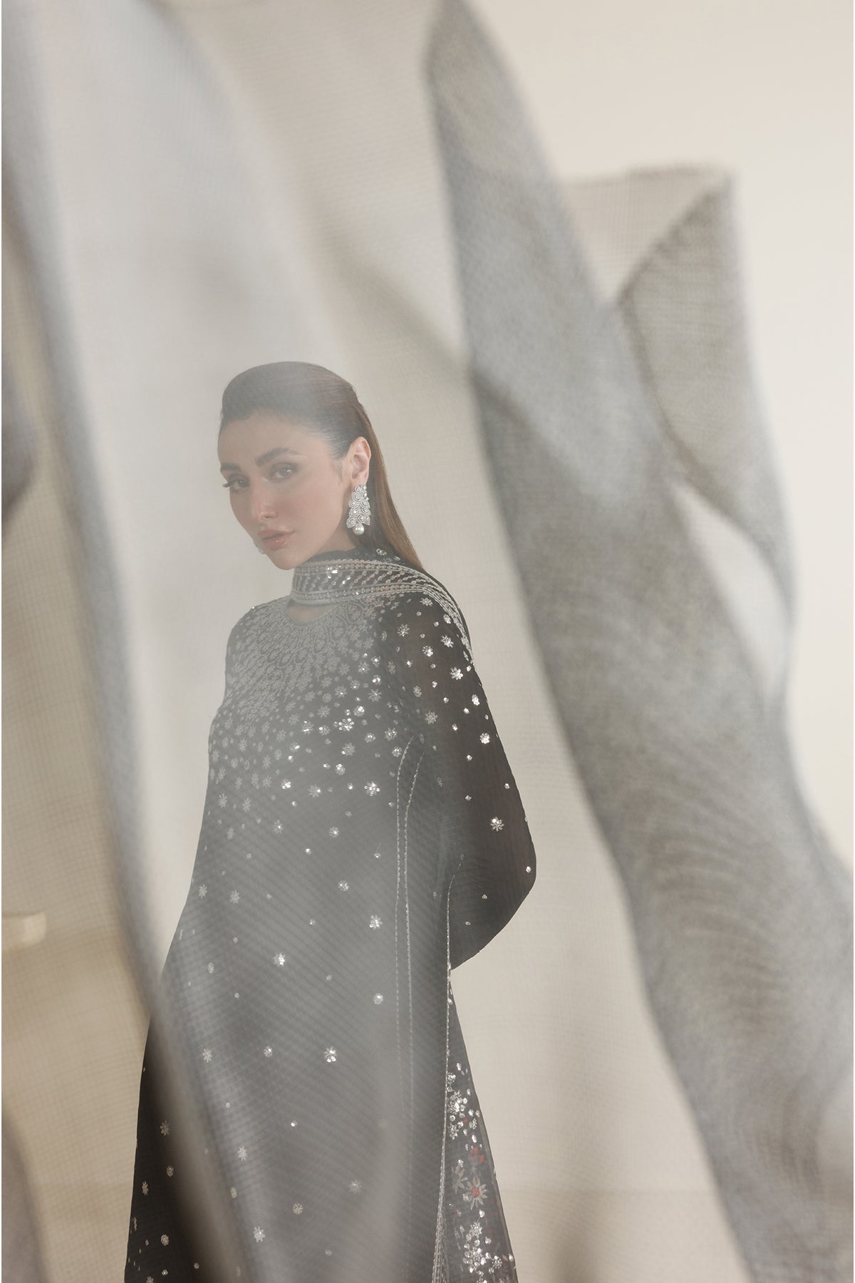 Jazmin UC-3127 Pakistani formal wear for weddings and events