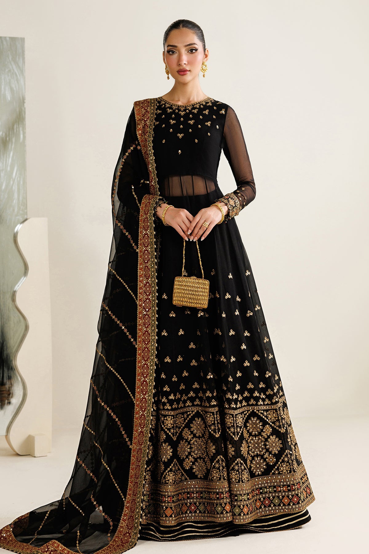 Jazmin UC-3125 embroidered chiffon suit at Raz Ruya