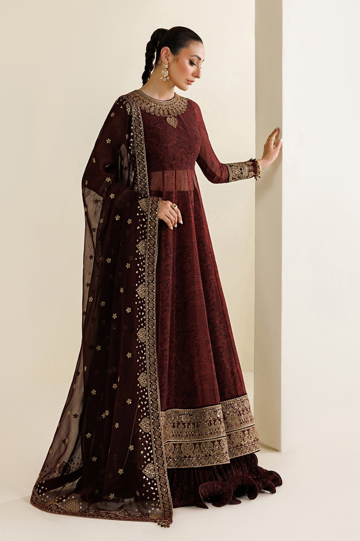 Jazmin UC-3130 embroidered printed front yoke detail