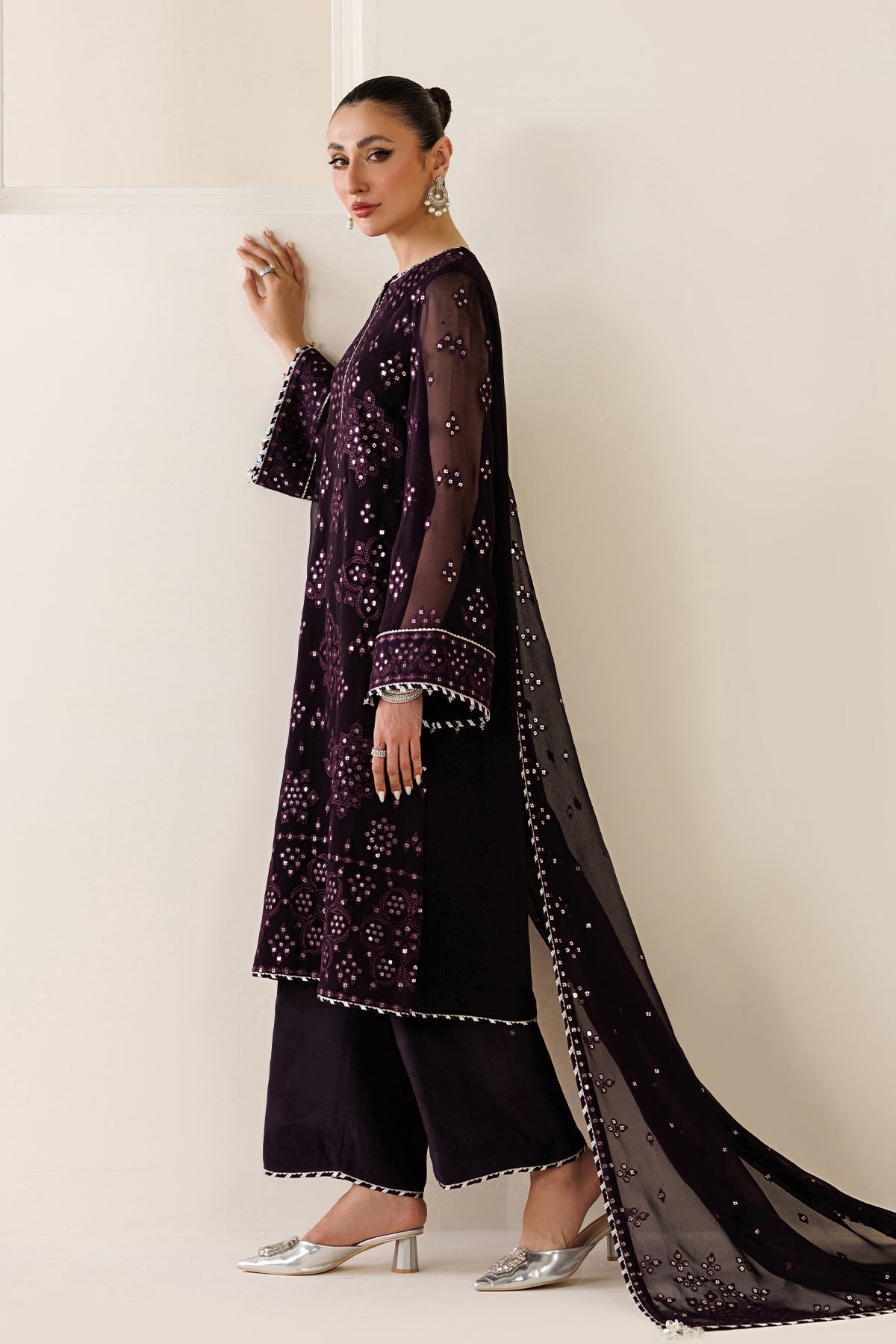 Embroidered chiffon UC-3123 by Jazmin – Pakistani party wear