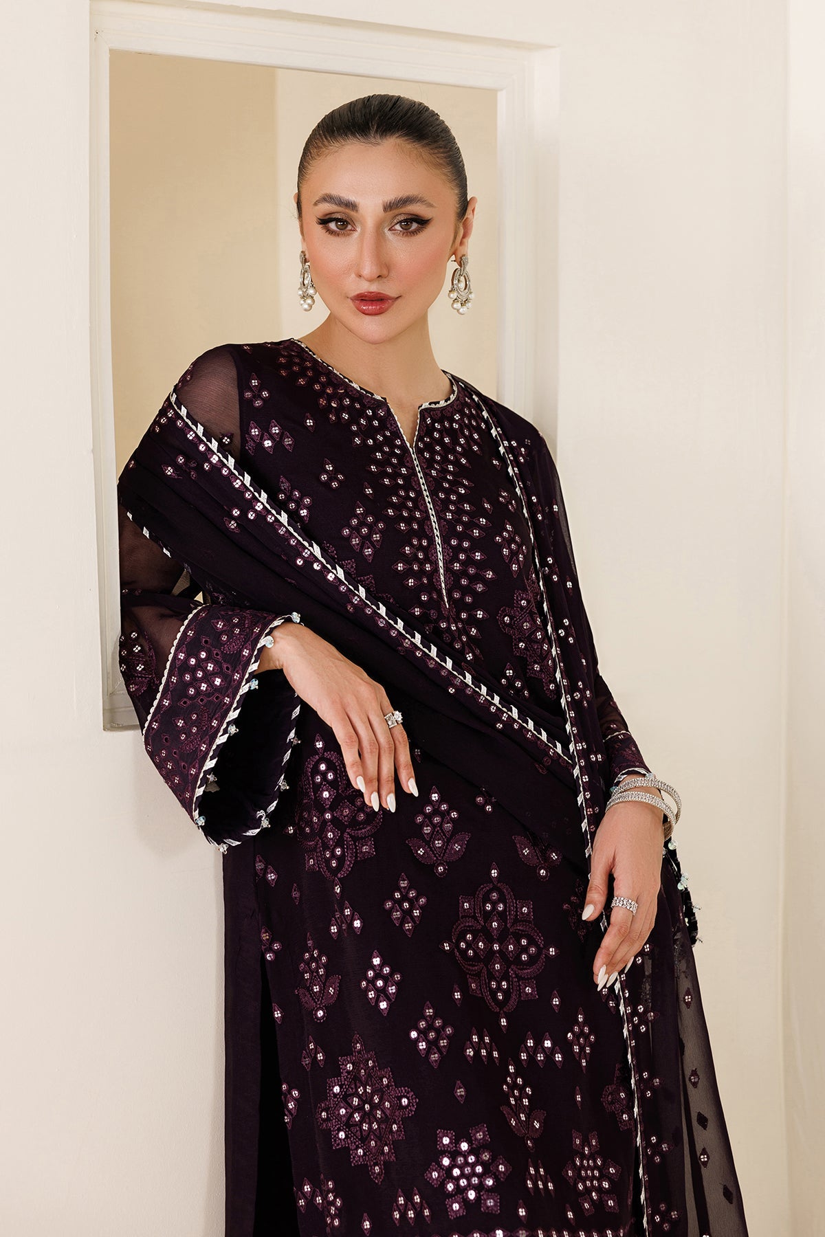 Jazmin UC-3123 embroidered chiffon suit at Raz Ruya