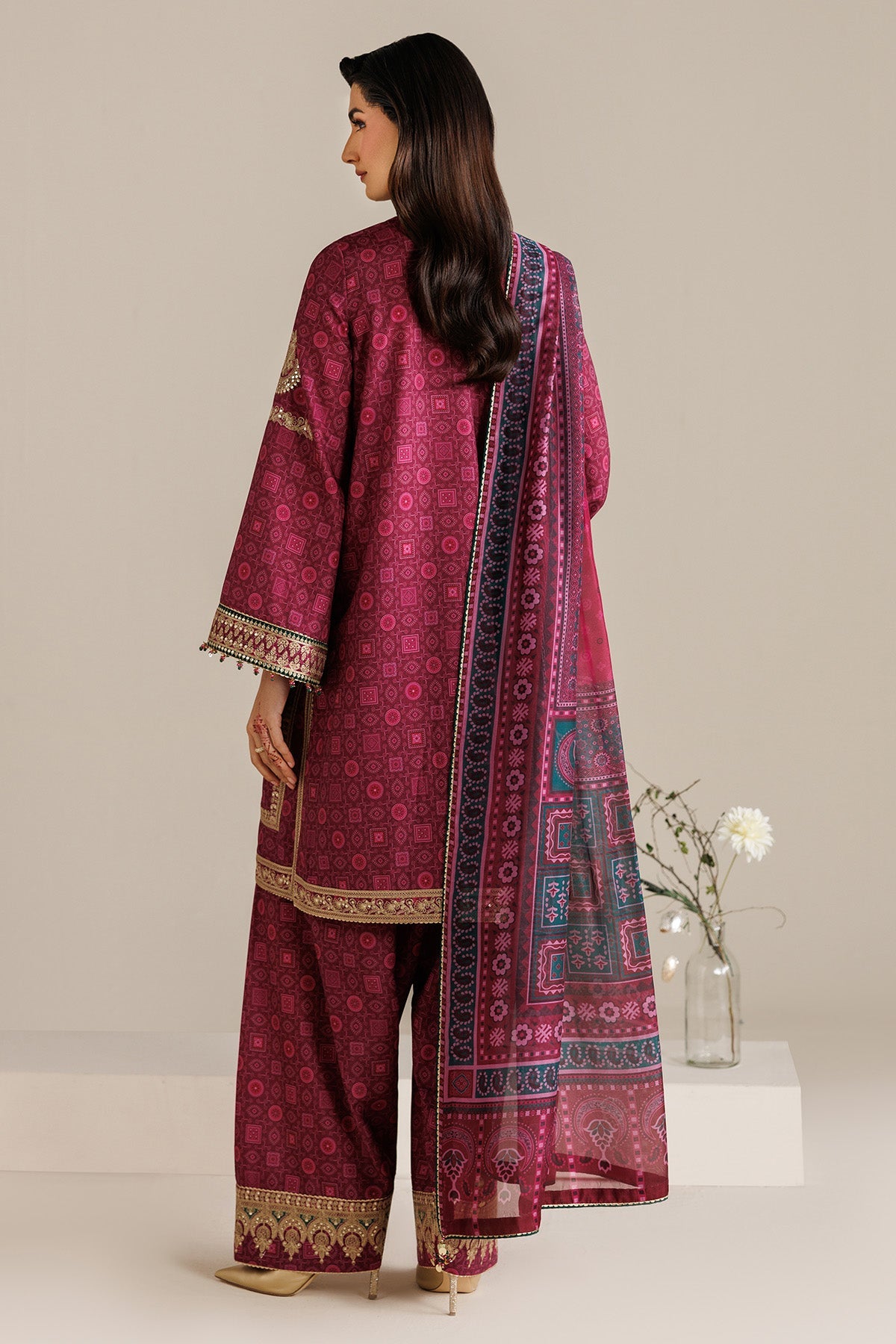 Jazmin UR-7074 three-piece printed raw silk formal