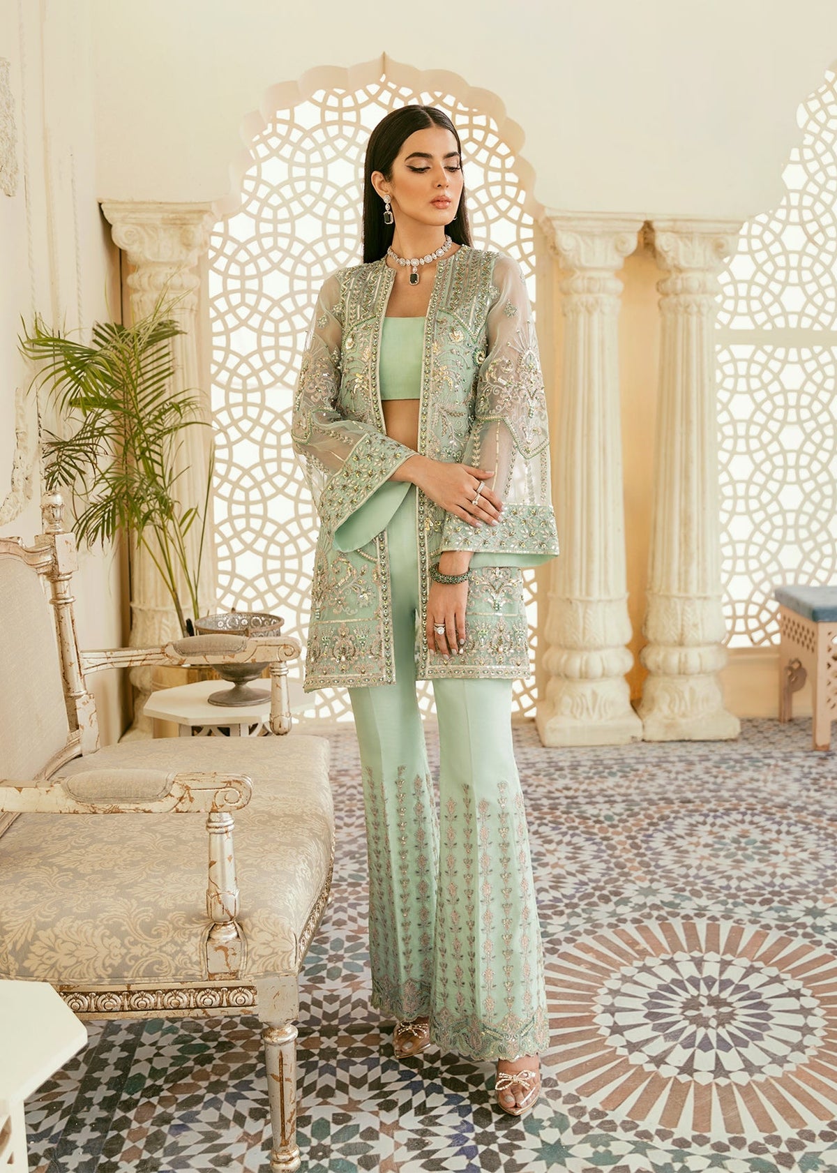 Juan by Akbar Aslam – Pakistani wedding guest organza suit