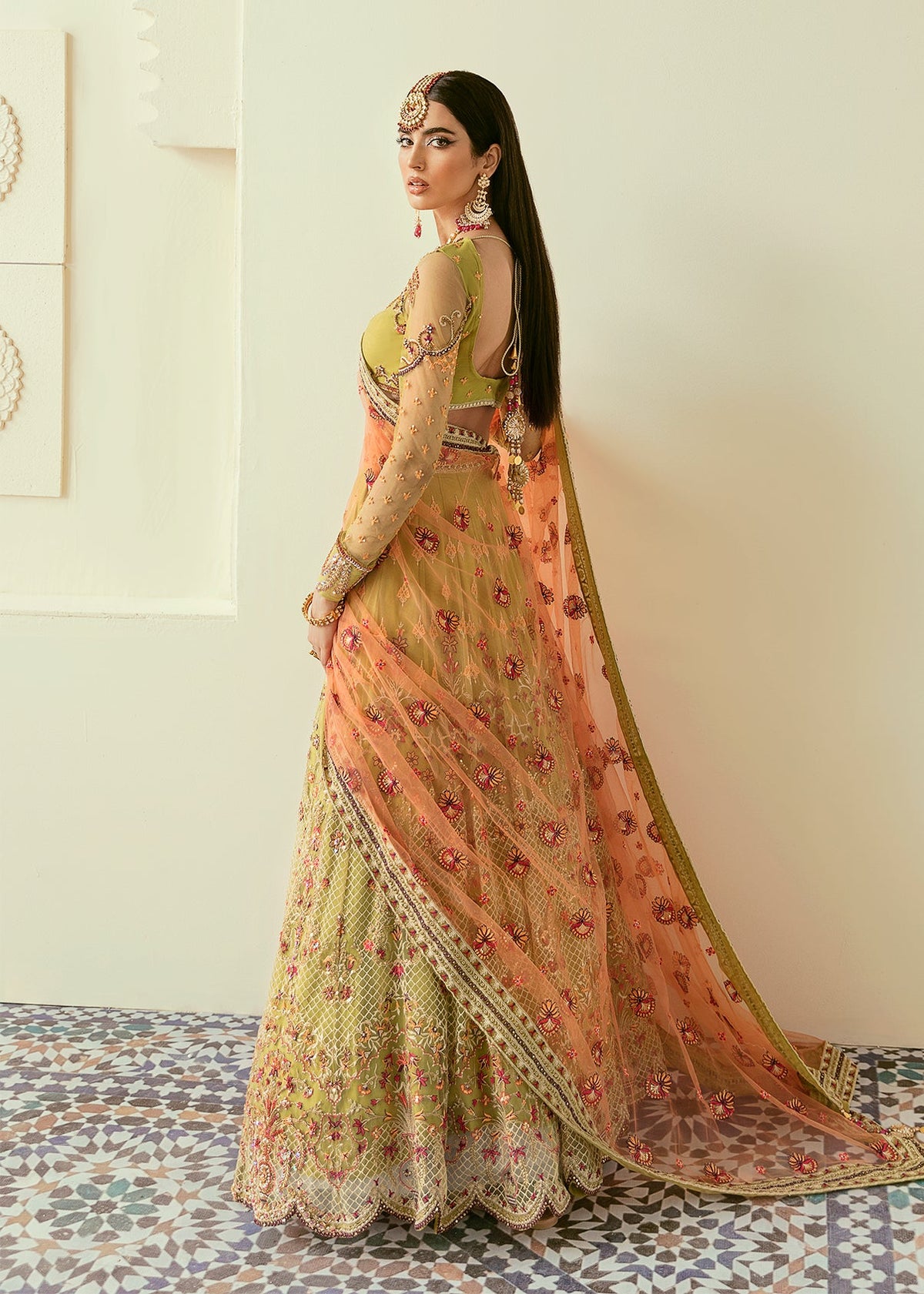 Akbar Aslam Makira net dupatta with organza border