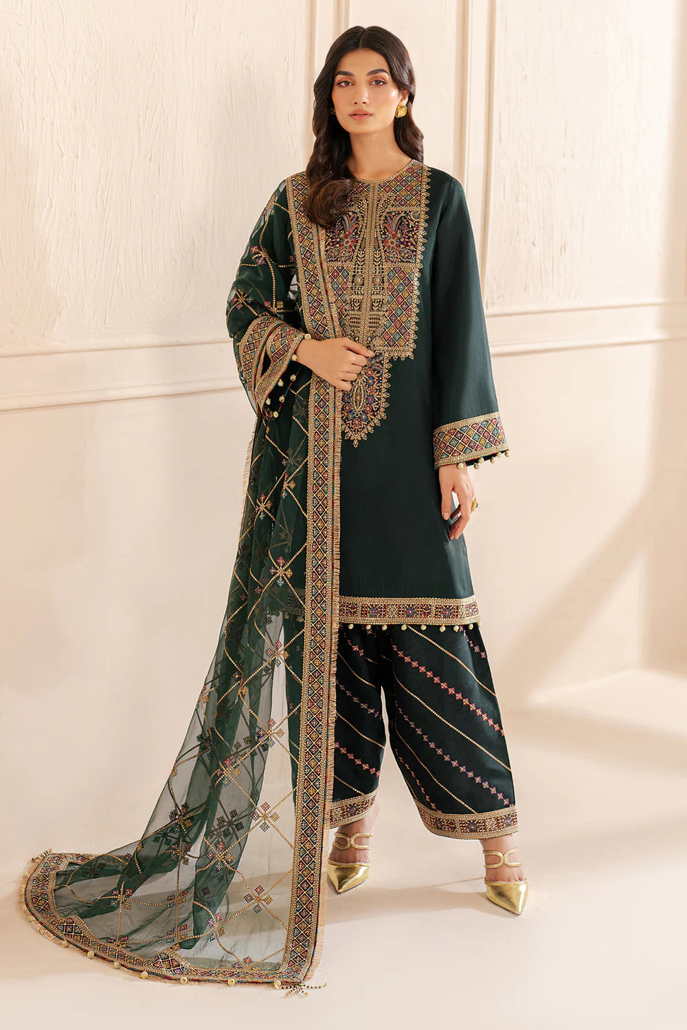 Shop JAZMIN Formals Embroidered Raw Silk UR-7049 at Raz Ruya! Huge discounts on luxury Pakistani designer wear. Fast delivery to UK, USA & Canada. End-of-Year & New Year Sale!