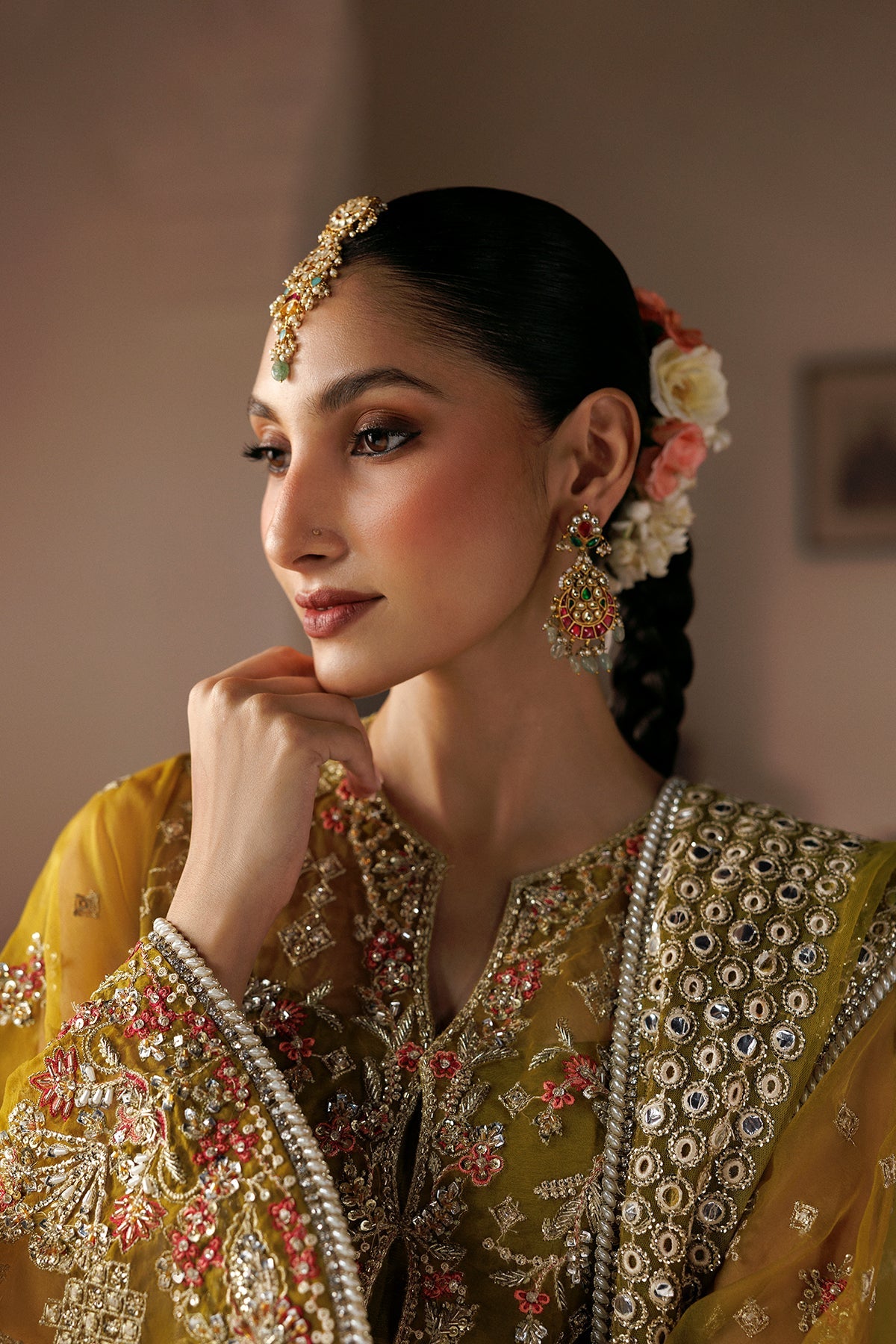Afrozeh Zarminay embroidered trouser border and chaak detail