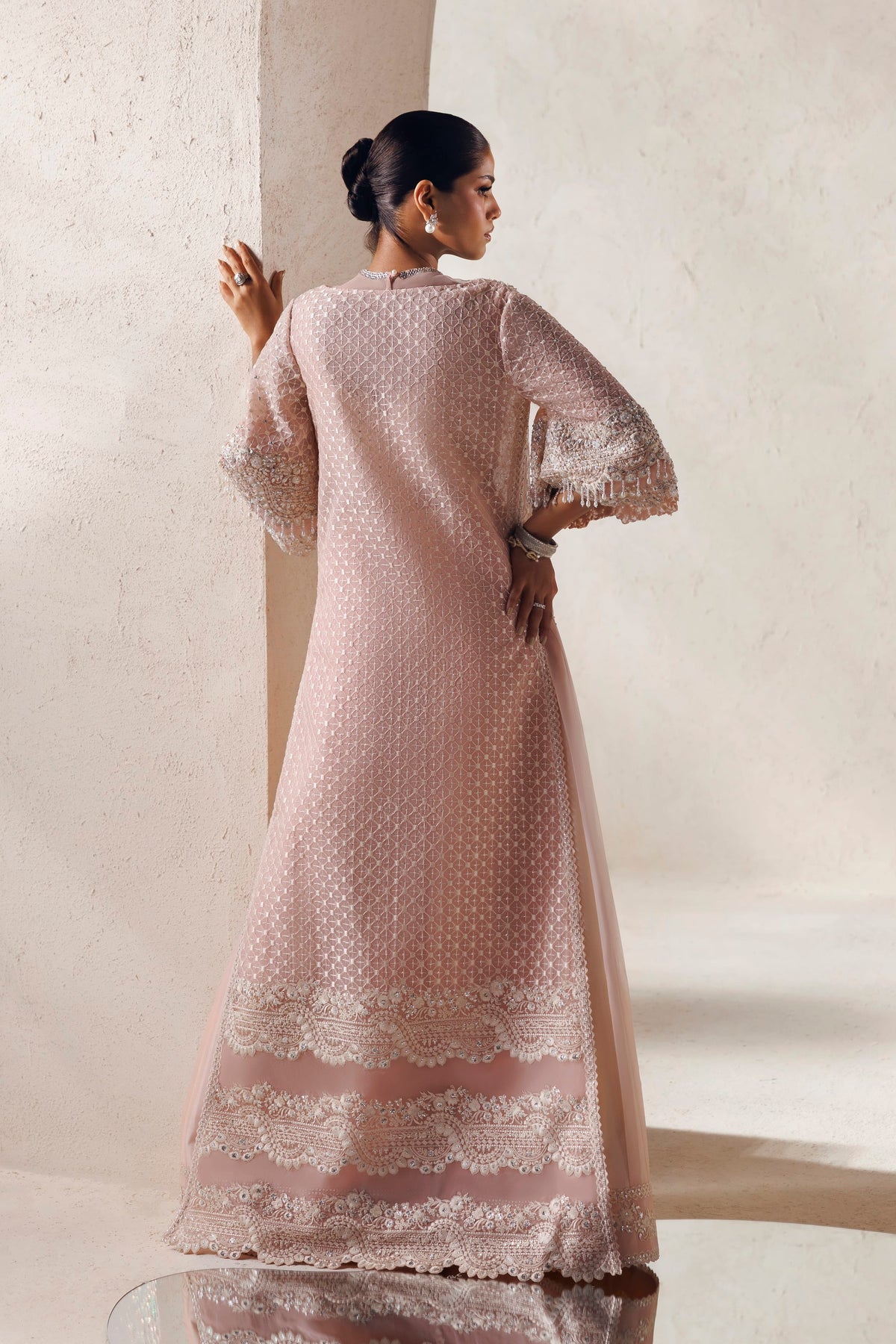 Akbar Aslam Epoque embroidered dupatta pallu