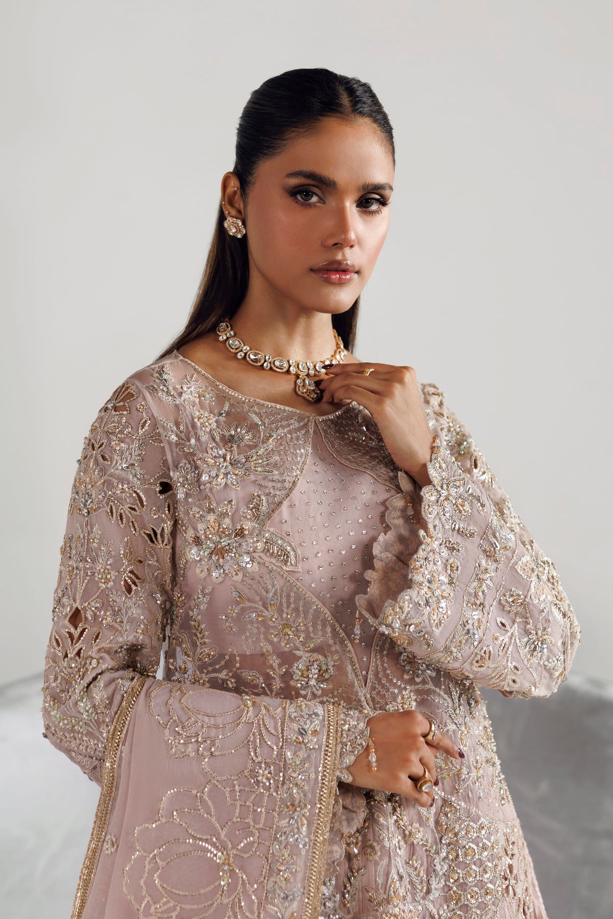 Akbar Aslam Iyla embellished front and sleeve borders