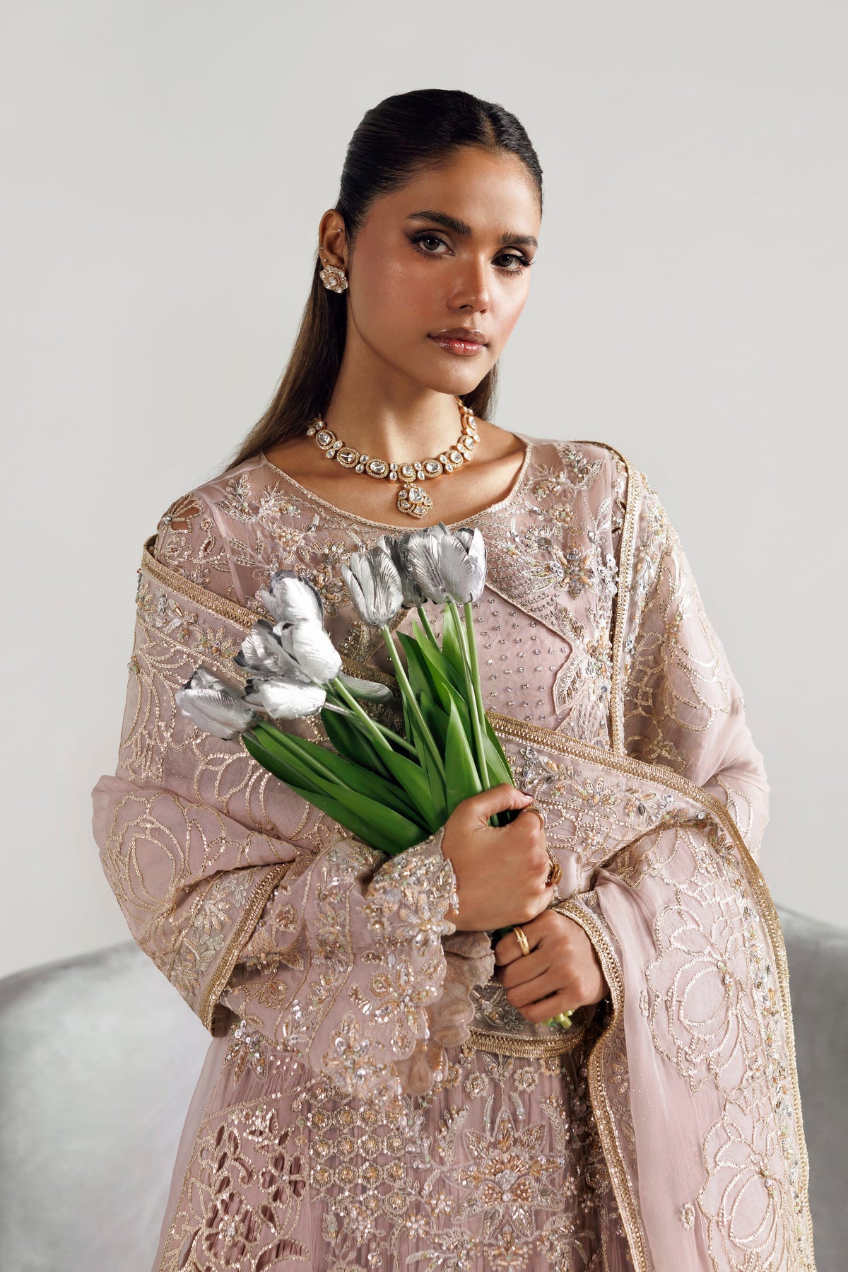 Akbar Aslam Iyla organza dupatta pallu