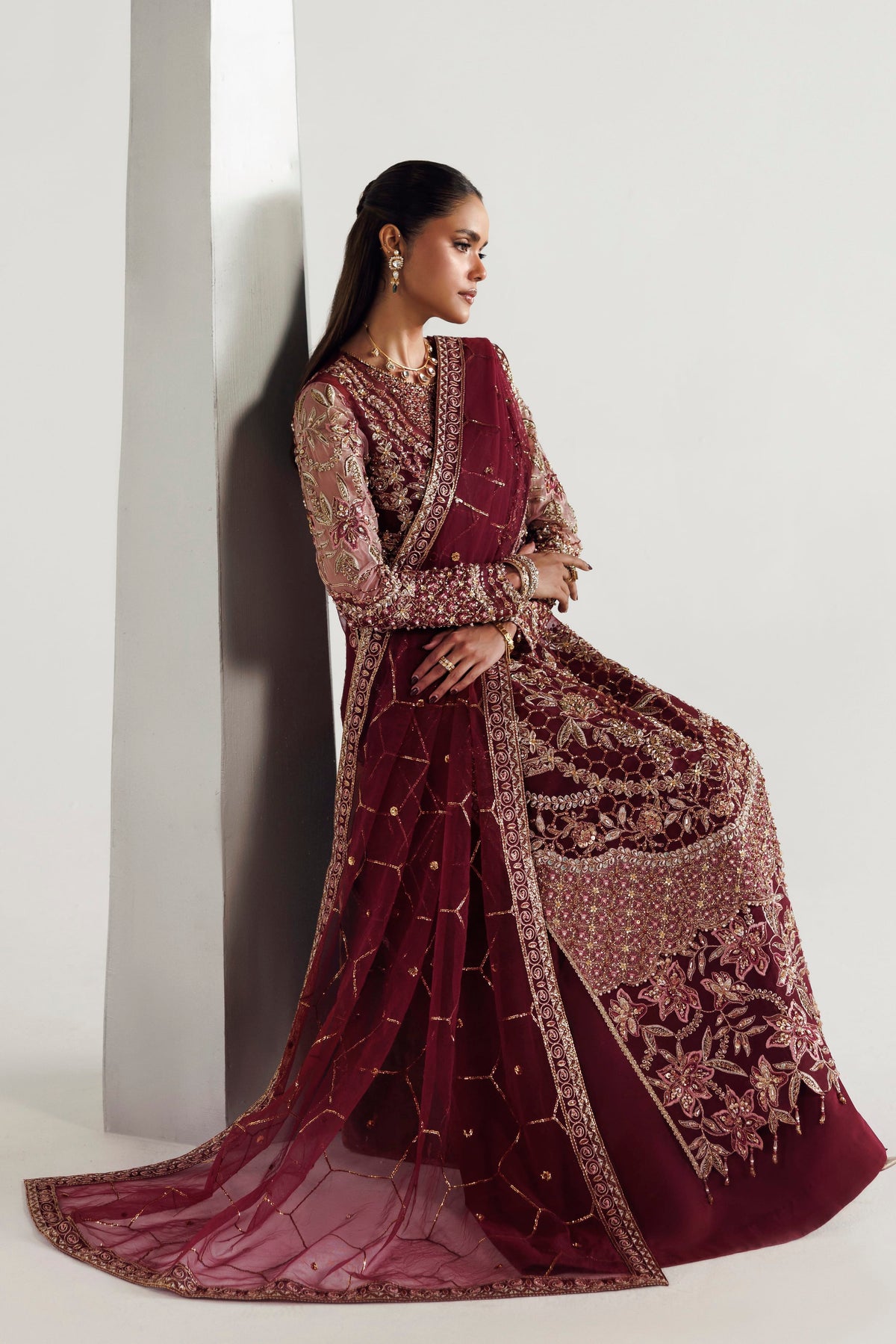 Akbar Aslam Azelle back view with organza back border