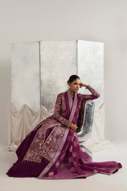 Akbar Aslam Laira formal at Raz Ruya