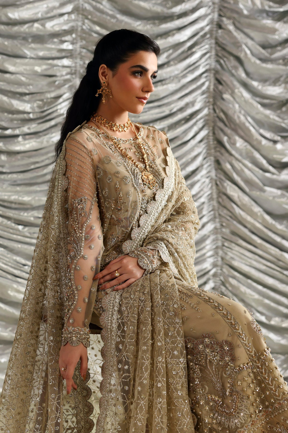 Akbar Aslam Roshanara net dupatta with organza pallu