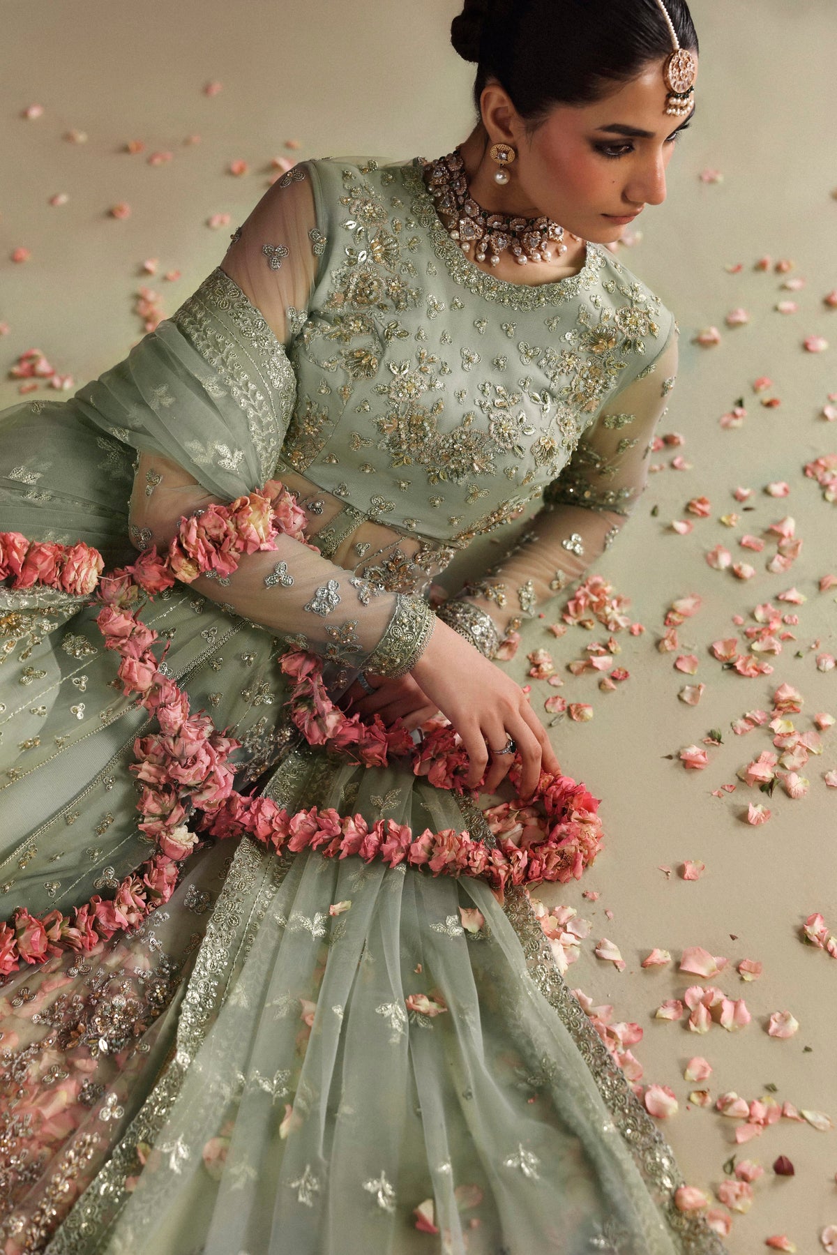 Akbar Aslam Zohal embroidered net dupatta